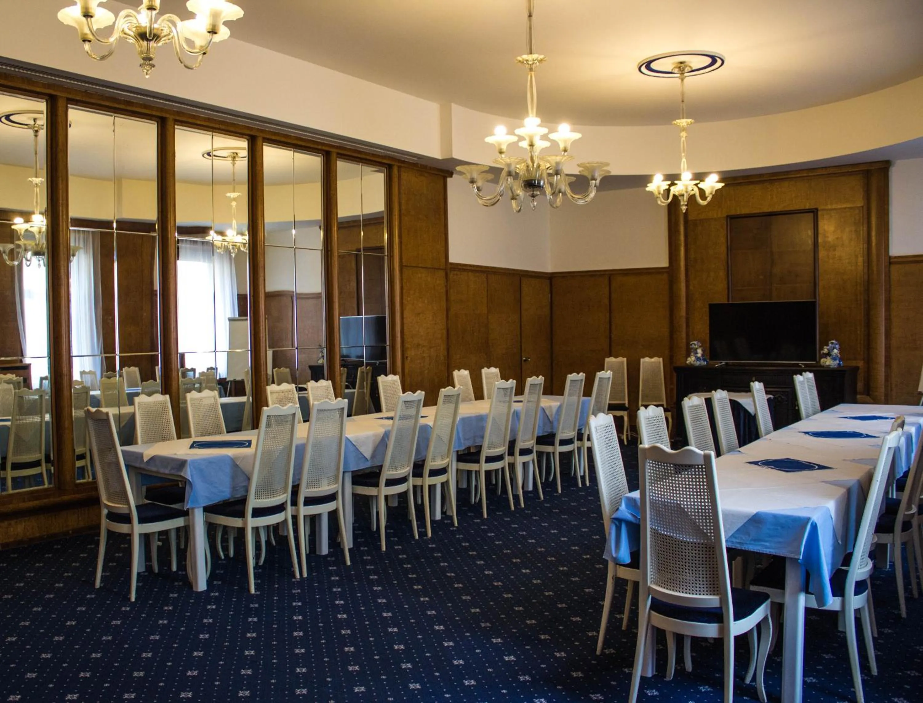 Banquet/Function facilities in Hotel Continental