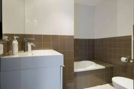 Bathroom in Adam & Eve - Apartment