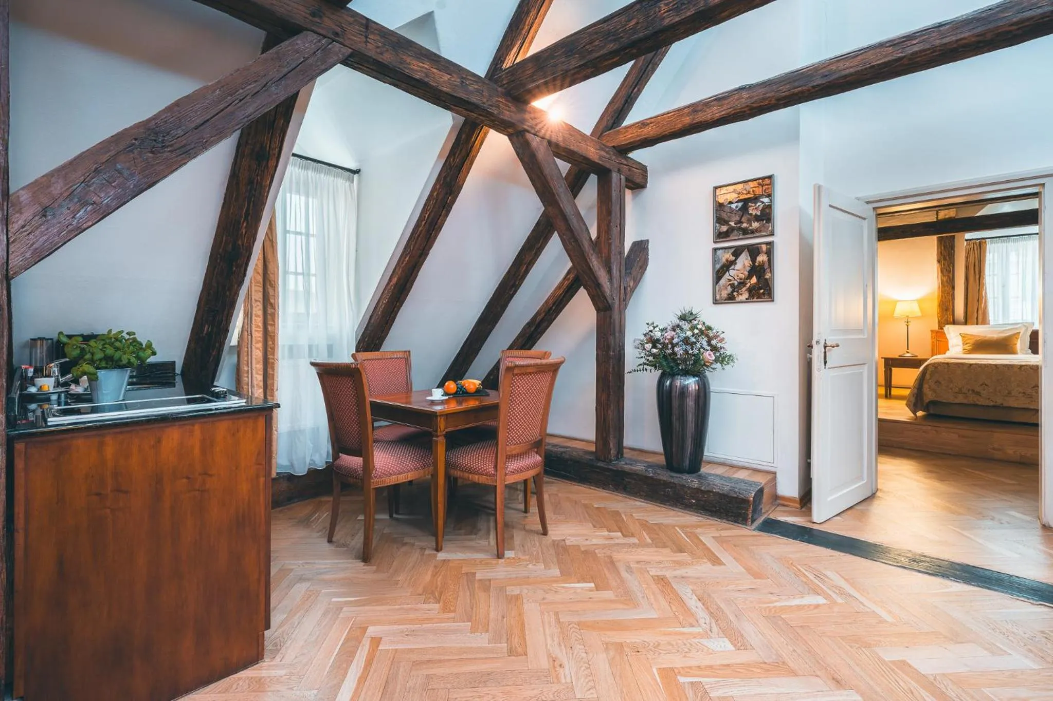 Kitchen or kitchenette, Bed in Appia Hotel Residences