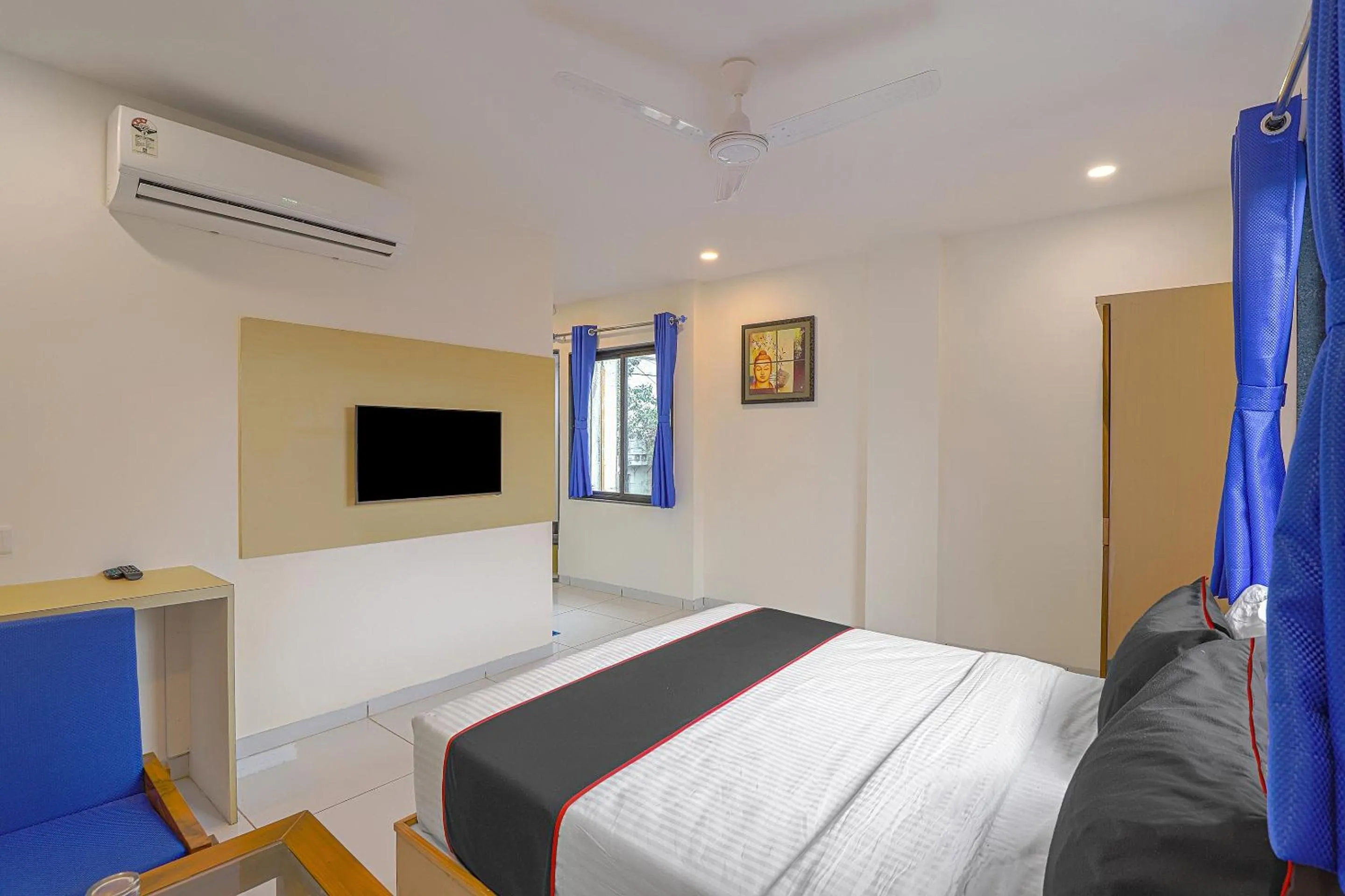 Standard Double Room - single occupancy in Hotel O La Veera