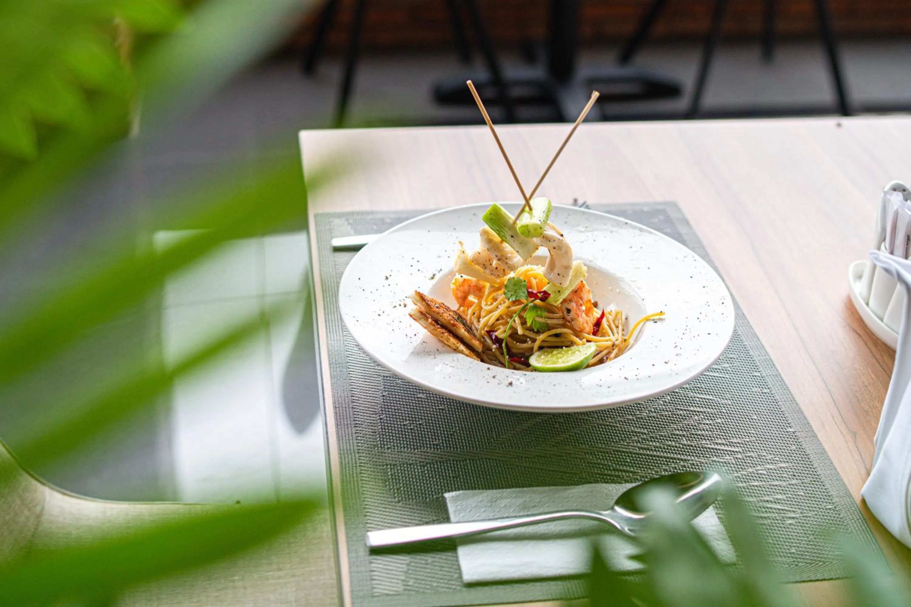 Restaurant/places to eat in Parkside Gayo Petro Hotel Takengon