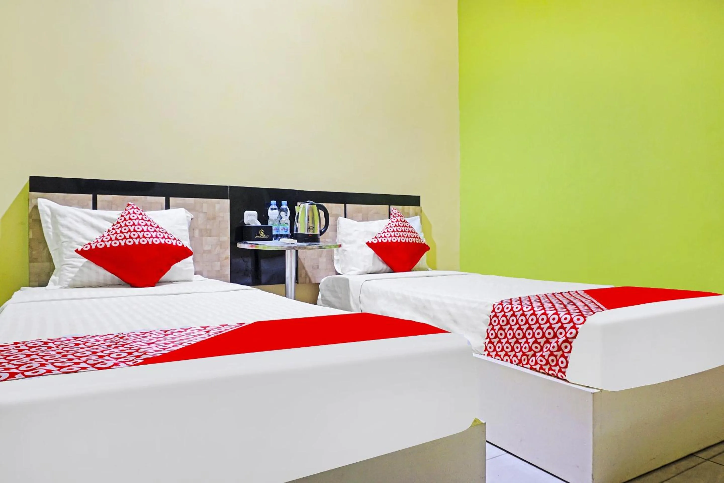 Bedroom, Bed in COLLECTION O 91331 Hotel Grand Saota Soppeng