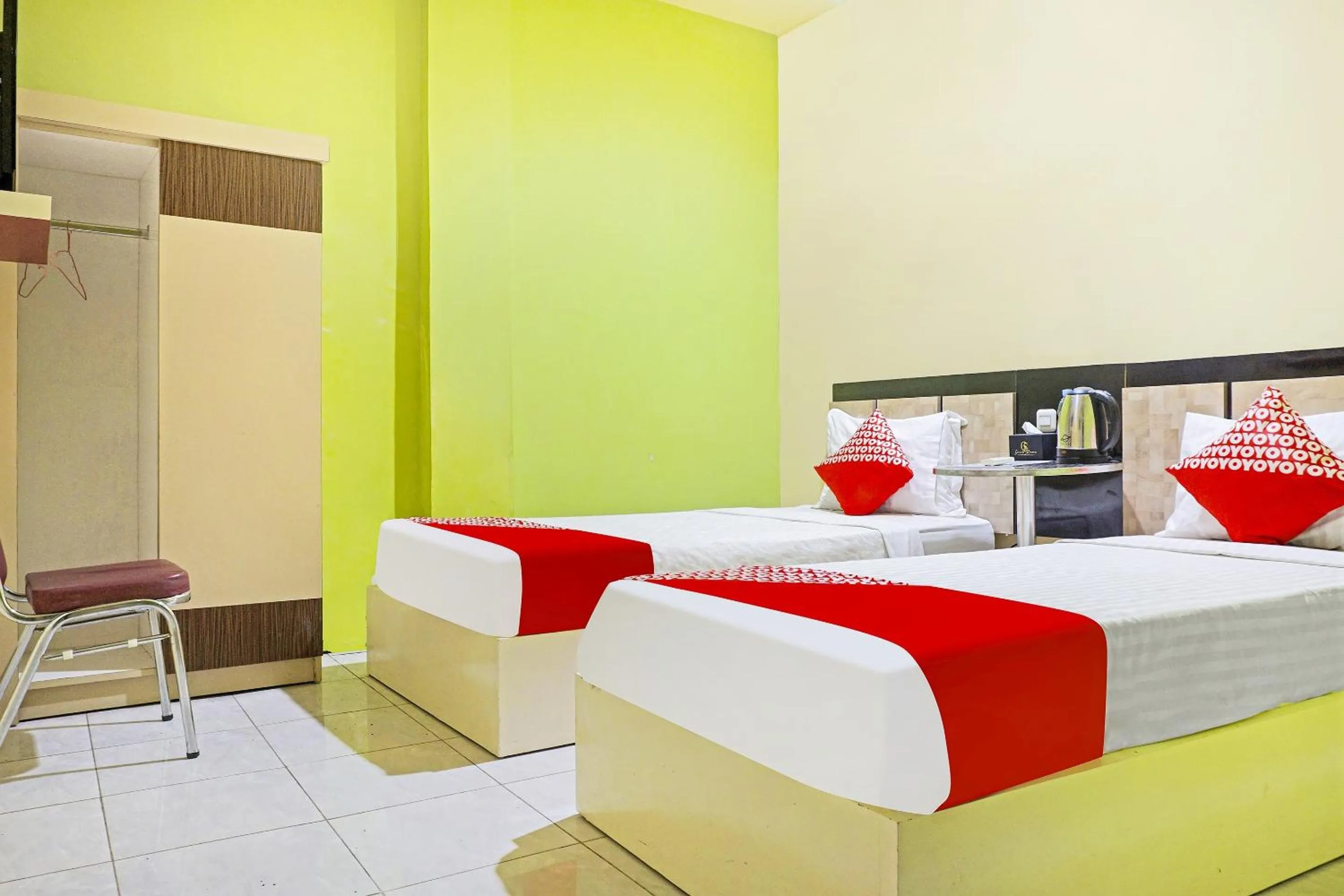 Bedroom, Bed in COLLECTION O 91331 Hotel Grand Saota Soppeng