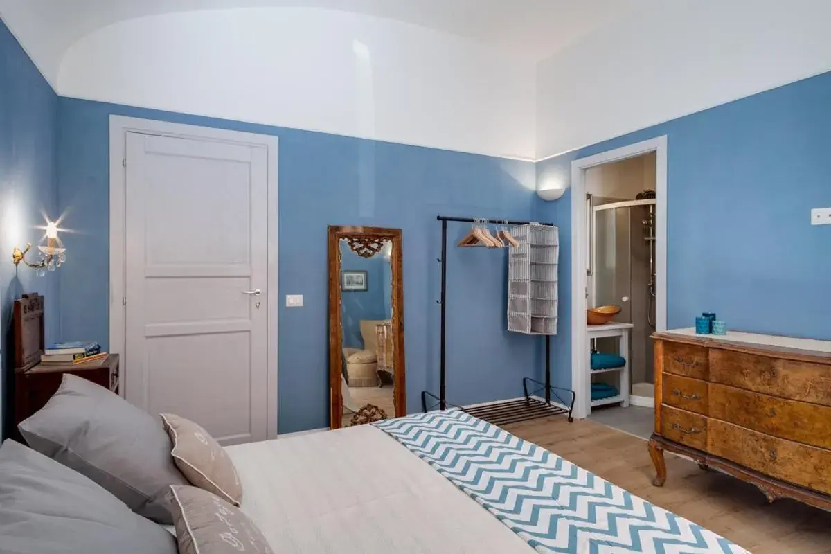 Double Room with Private Bathroom in femasuites Double Room with Private Bathroom in femasuites