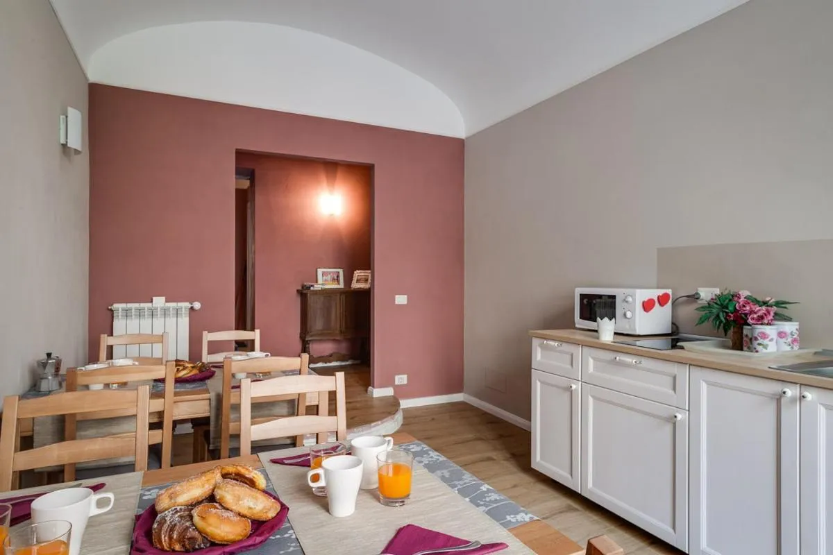 Communal kitchen in femasuites