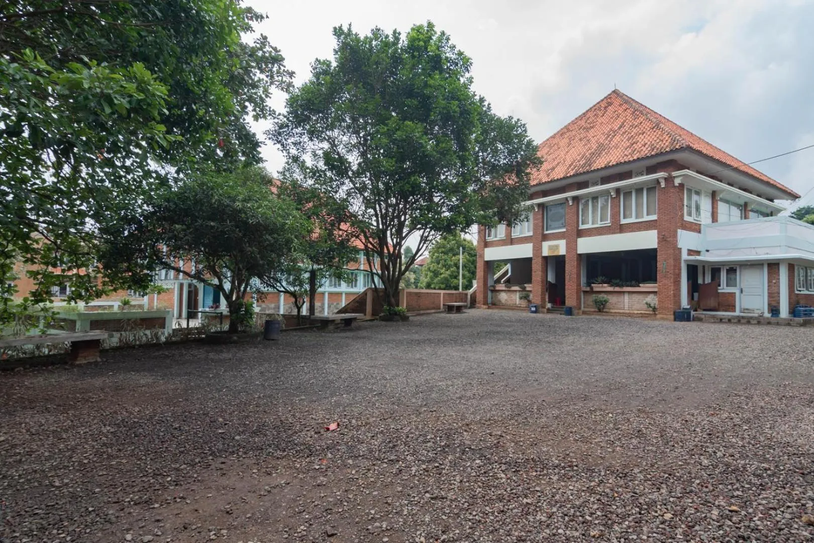 Property building in Urbanview Hotel Syariah Insani Cisarua Puncak