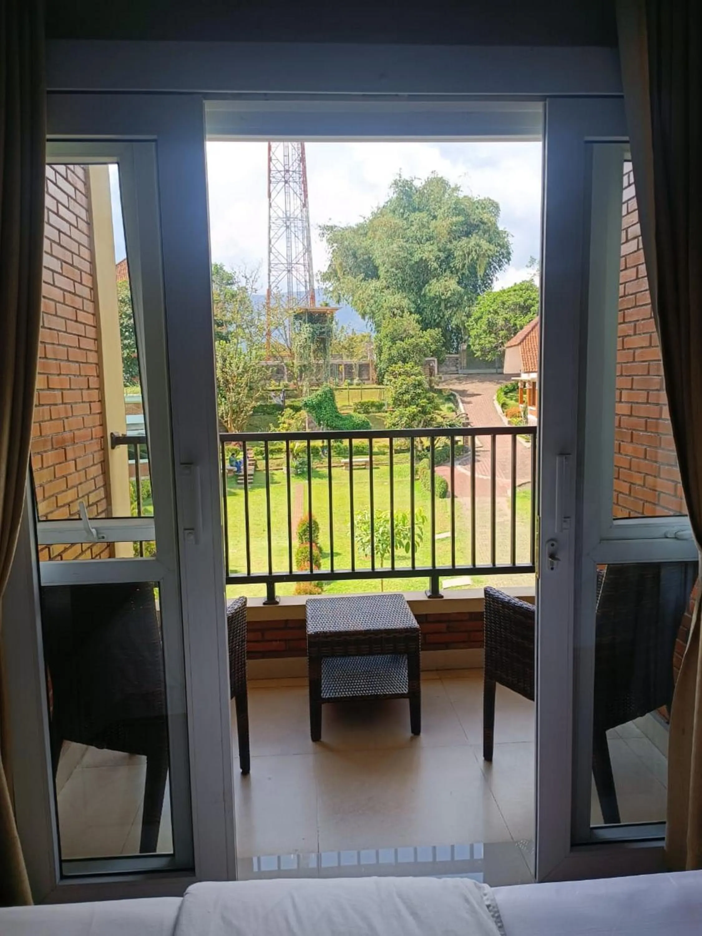 Bedroom in Urbanview Hotel Syariah Insani Cisarua Puncak