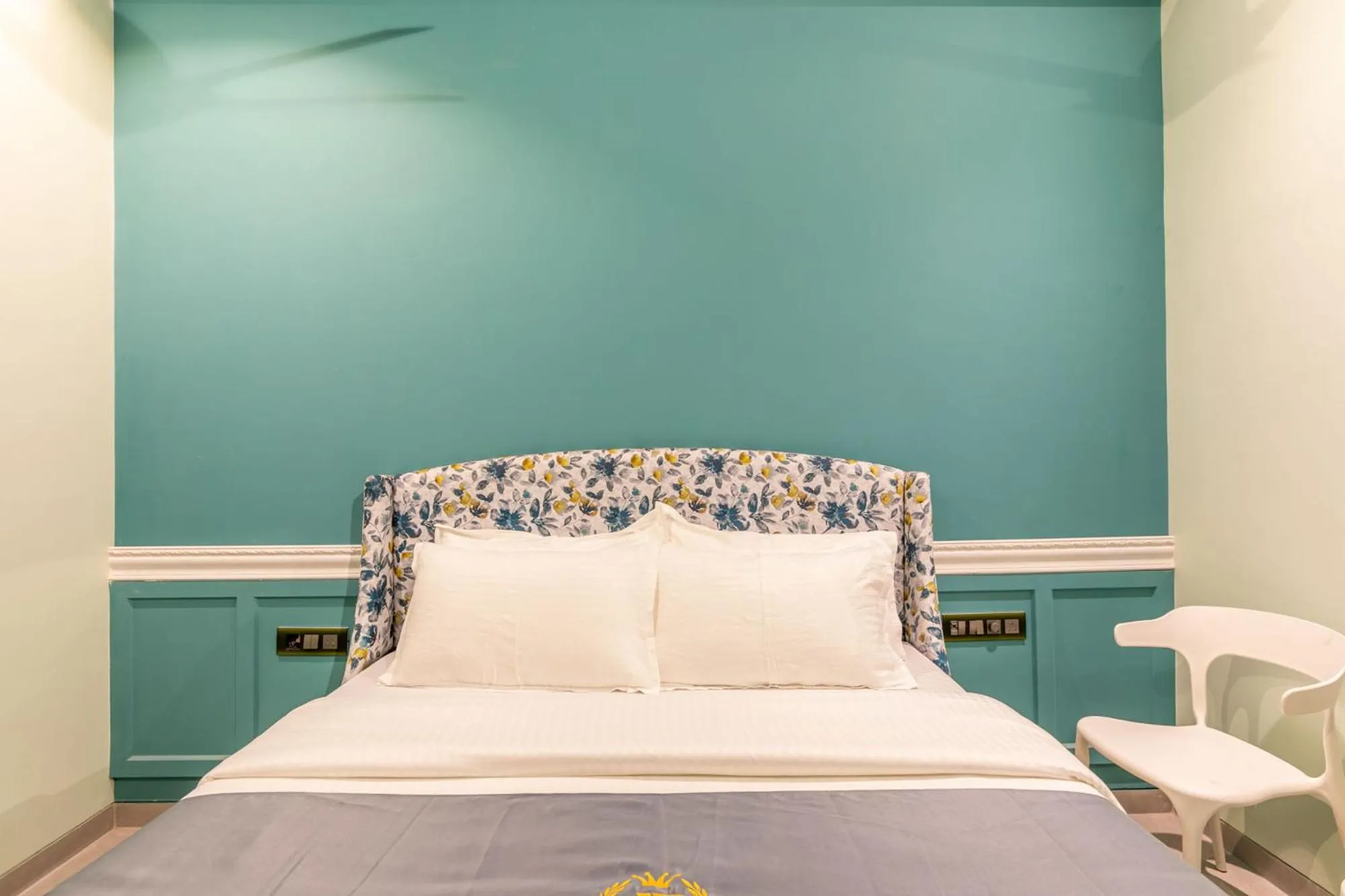 Bed in Hotel AR Residency