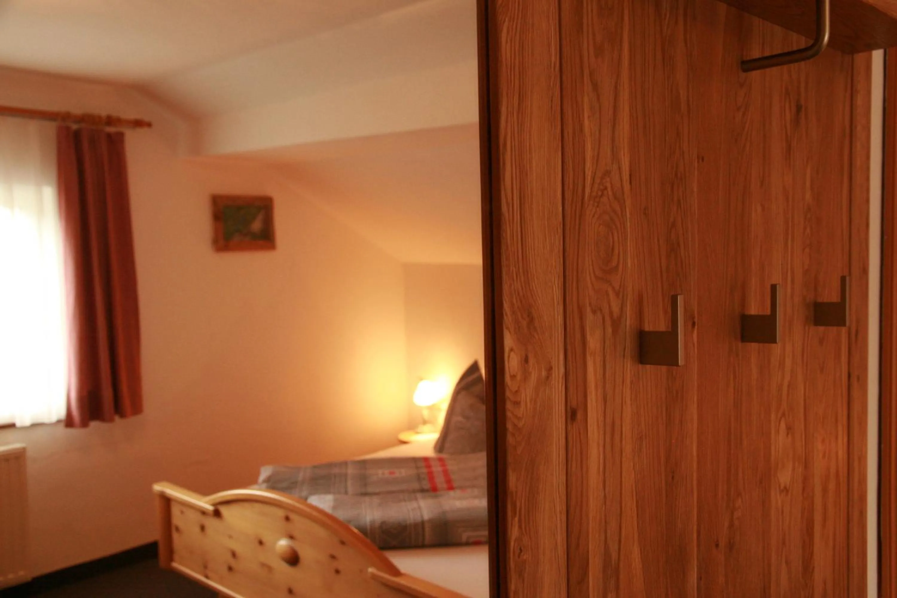 Photo of the whole room, Bed in Das Edelweiss