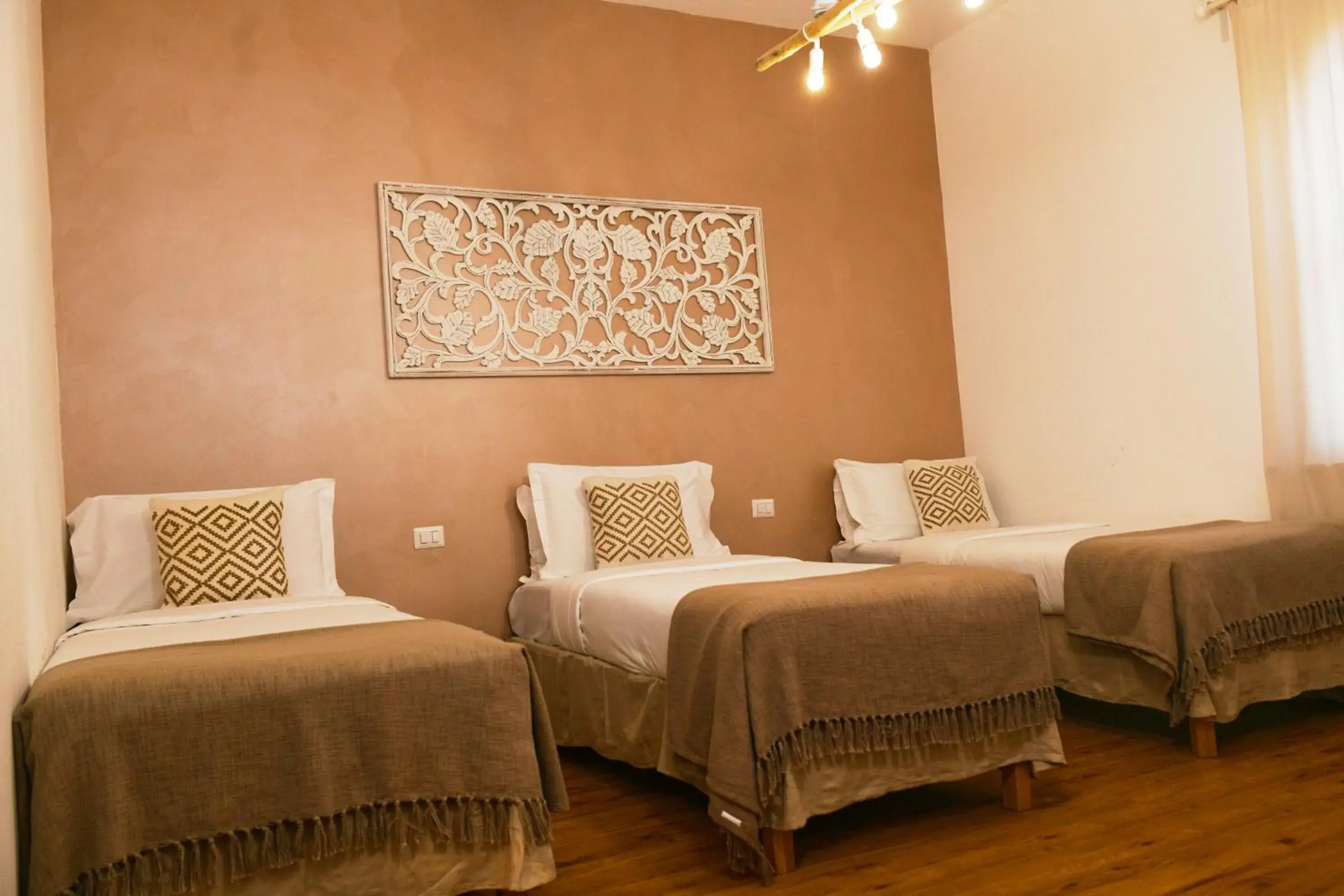 Triple Room with Private Bathroom in La Villa bed & breakfast Triple Room with Private Bathroom in La Villa bed & breakfast