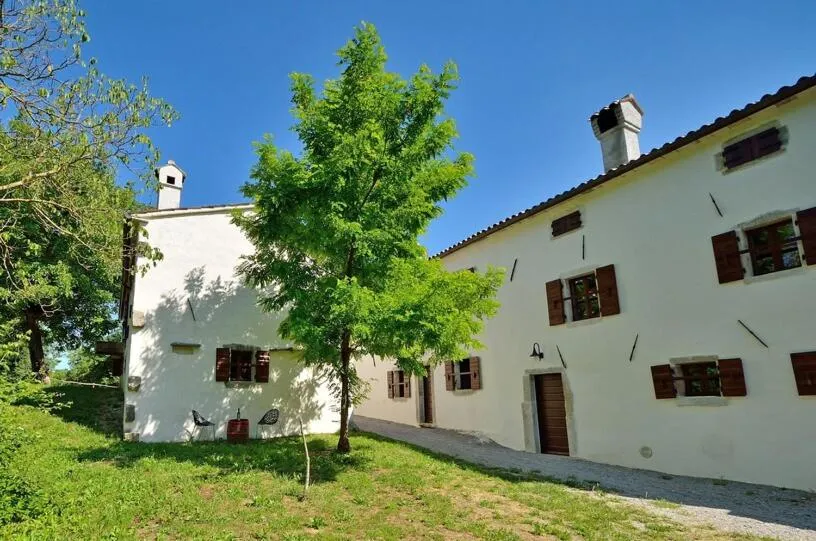 Two-Bedroom Stone House (4 Adults) in Traditional Stone House Kotli