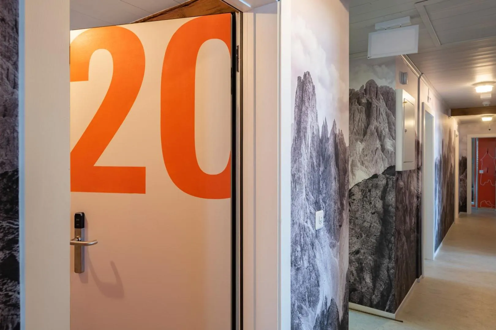 Decorative detail in Peanut Mountain Lodge & Le Communal