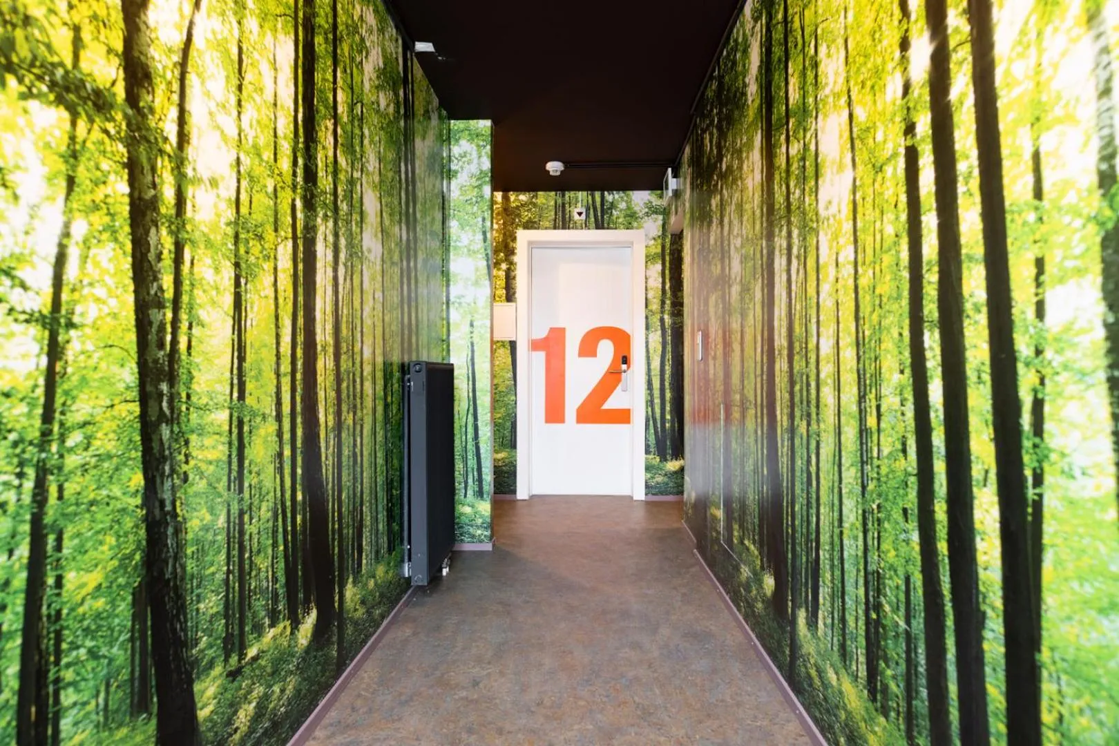 Decorative detail in Peanut Mountain Lodge & Le Communal