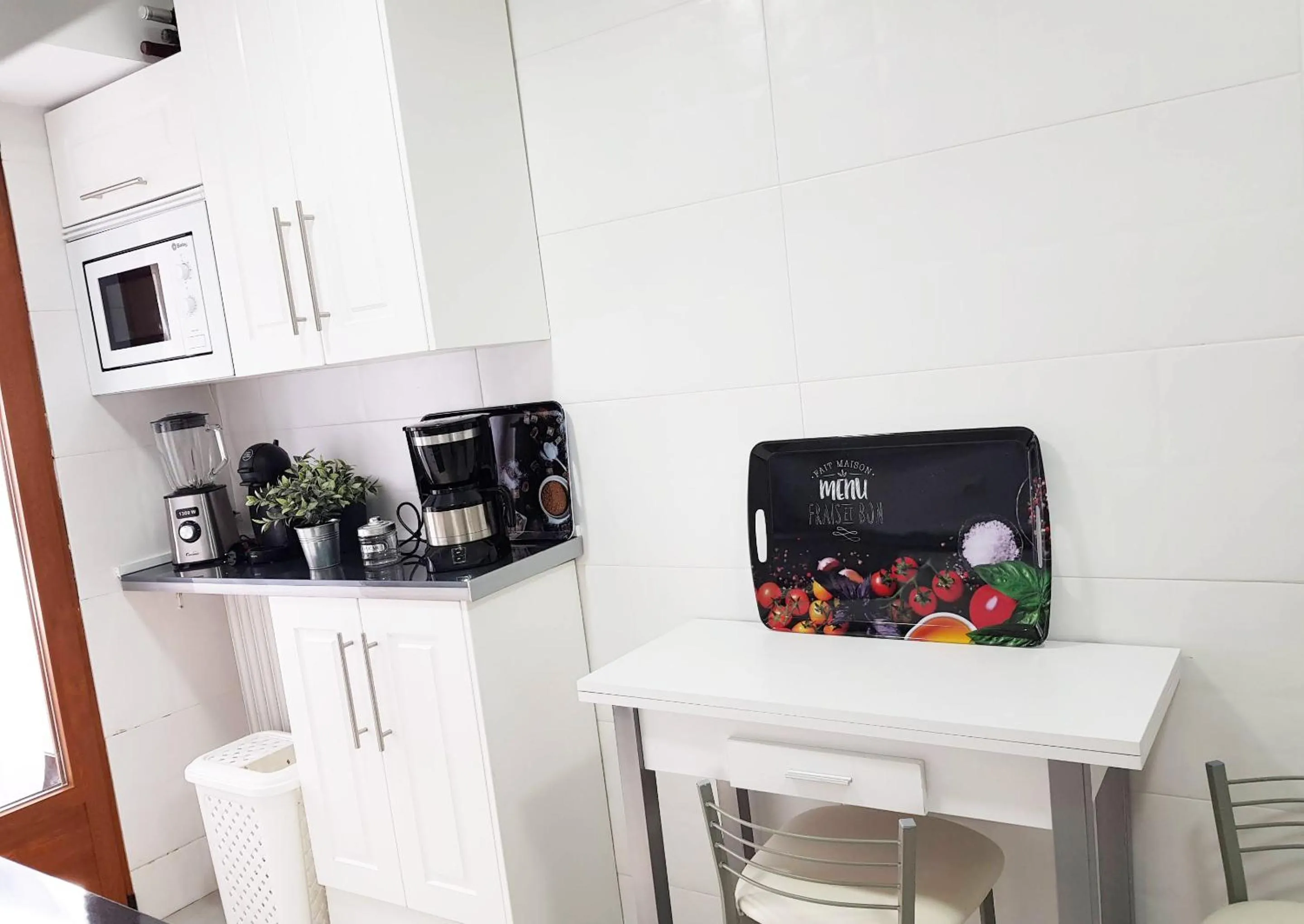 Kitchen or kitchenette in Hervas Centro Apartamento IDEAL FAMILIAS 6 adultos y 2 niños-