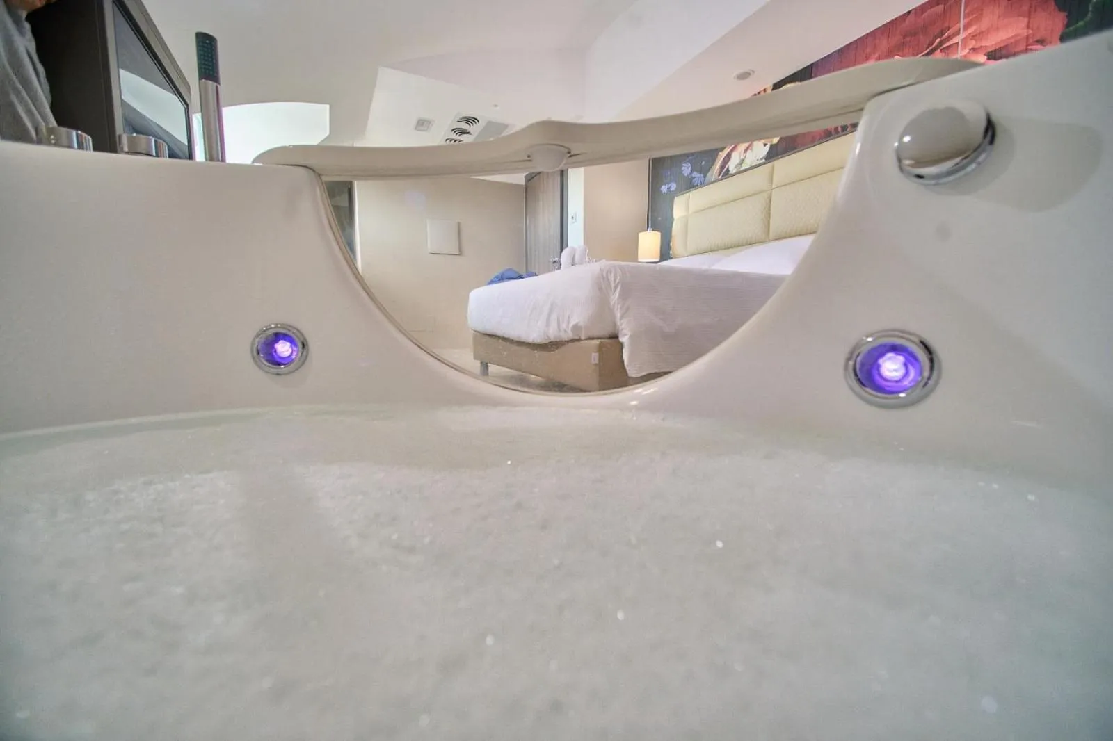 Hot Tub in PARK HOTEL LE DUNE DI GIOVINO