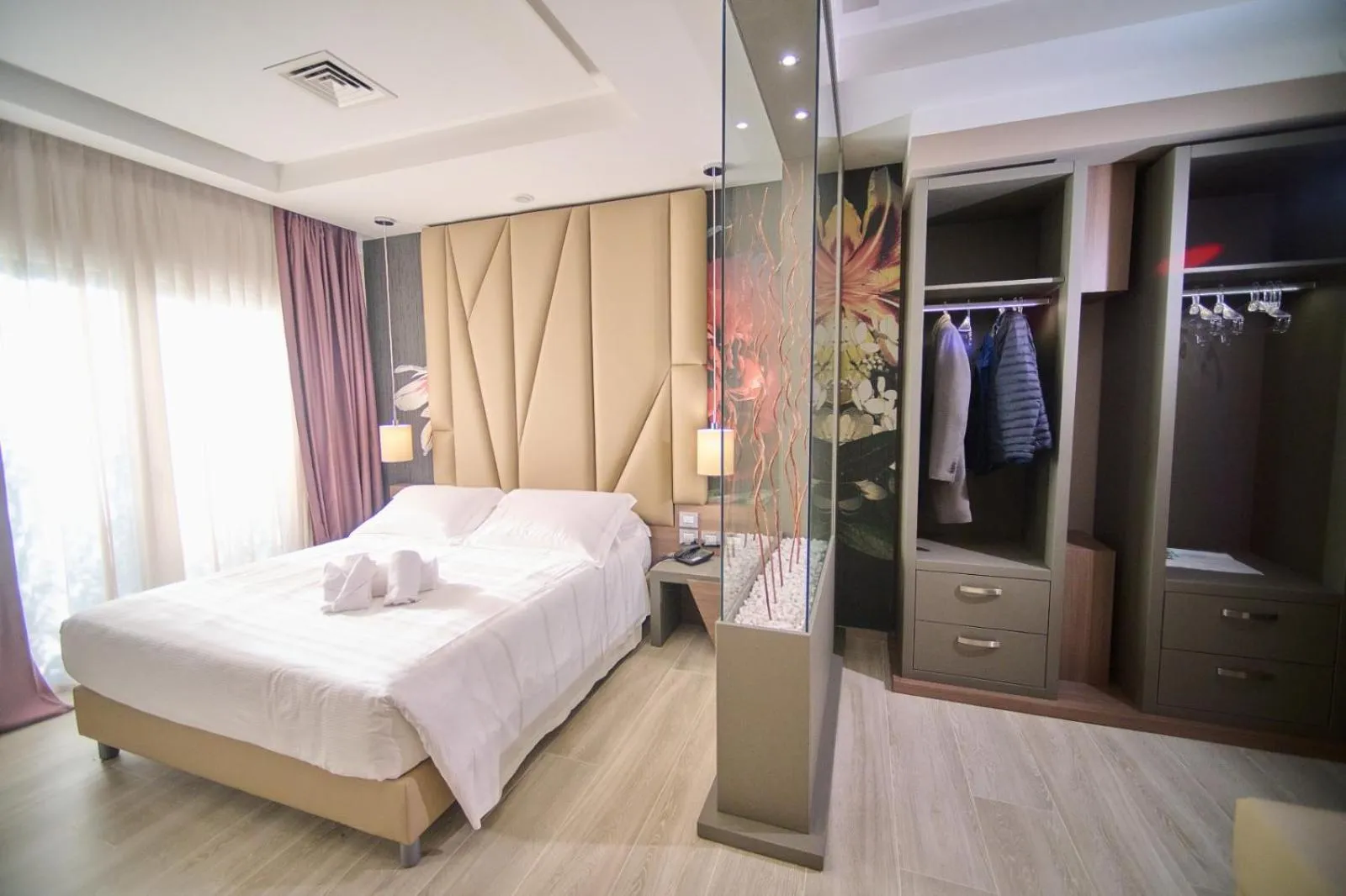 Bed in PARK HOTEL LE DUNE DI GIOVINO