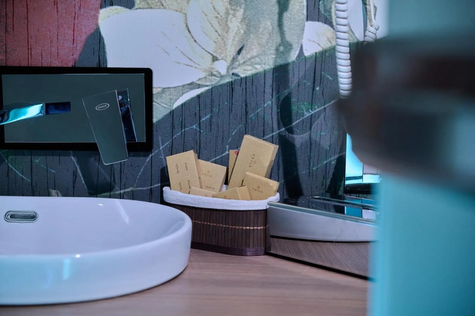 Bathroom in PARK HOTEL LE DUNE DI GIOVINO