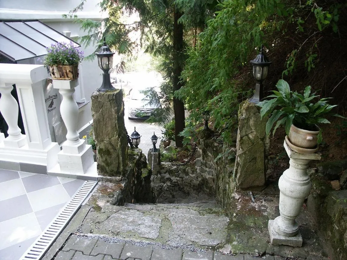 Facade/entrance in Edinburgh