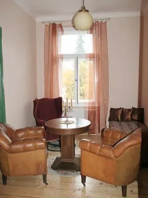 Decorative detail in Edinburgh