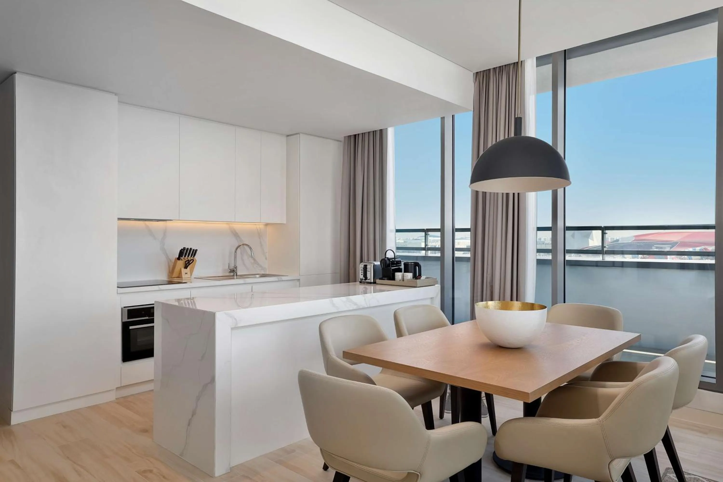 Kitchen or kitchenette in Doubletree By Hilton Abu Dhabi Yas Island Residences