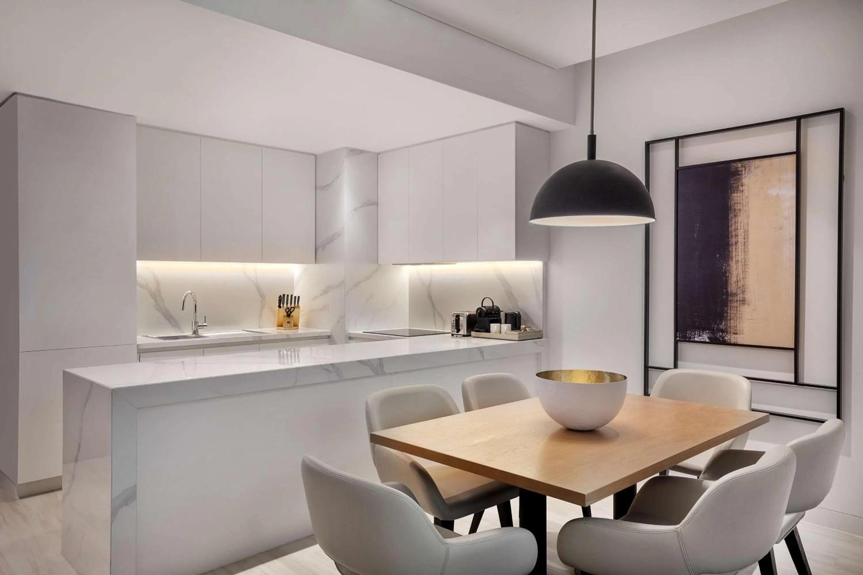 Kitchen or kitchenette in Doubletree By Hilton Abu Dhabi Yas Island Residences