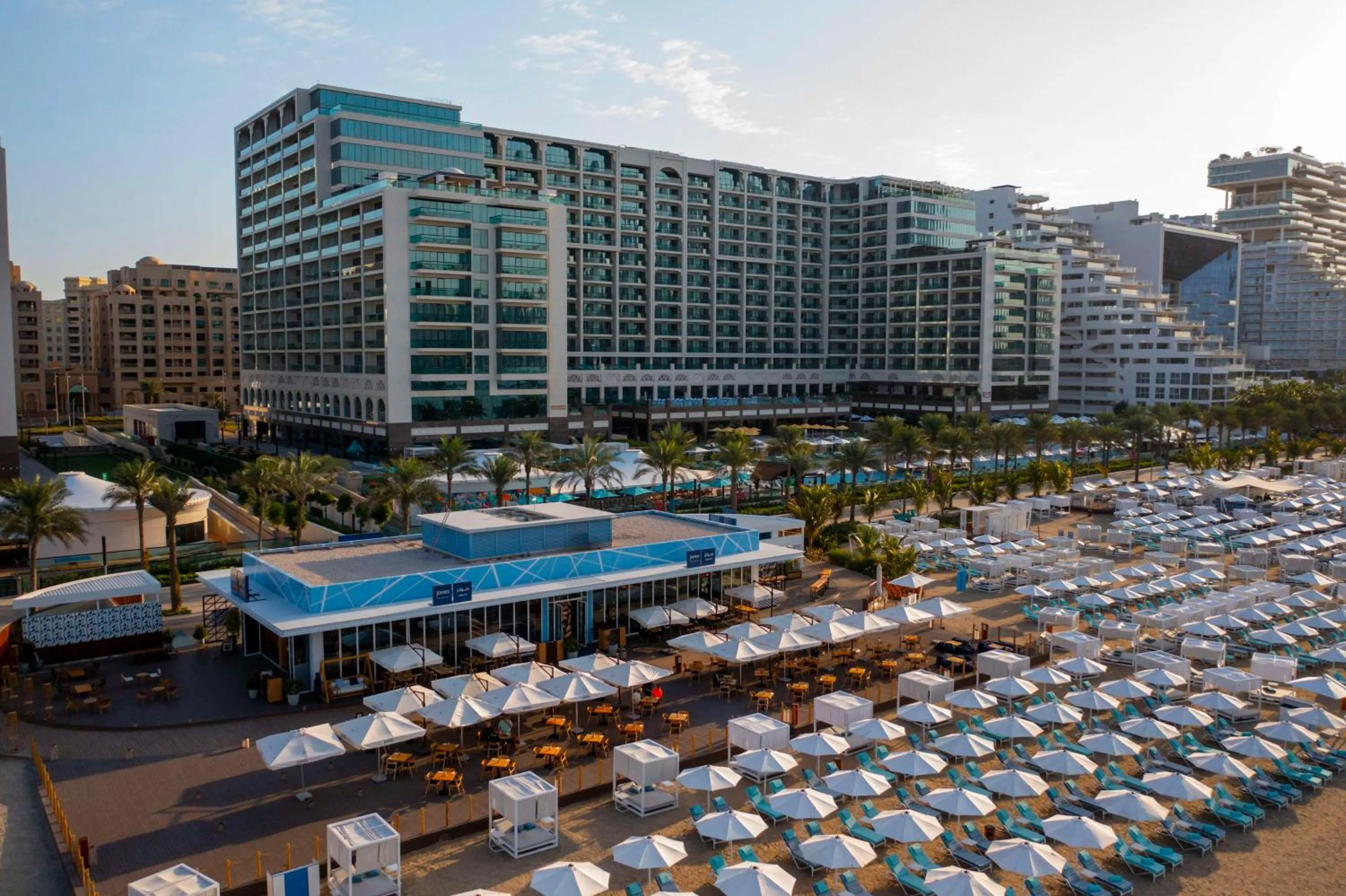 Restaurant/places to eat in Hilton Dubai Palm Jumeirah