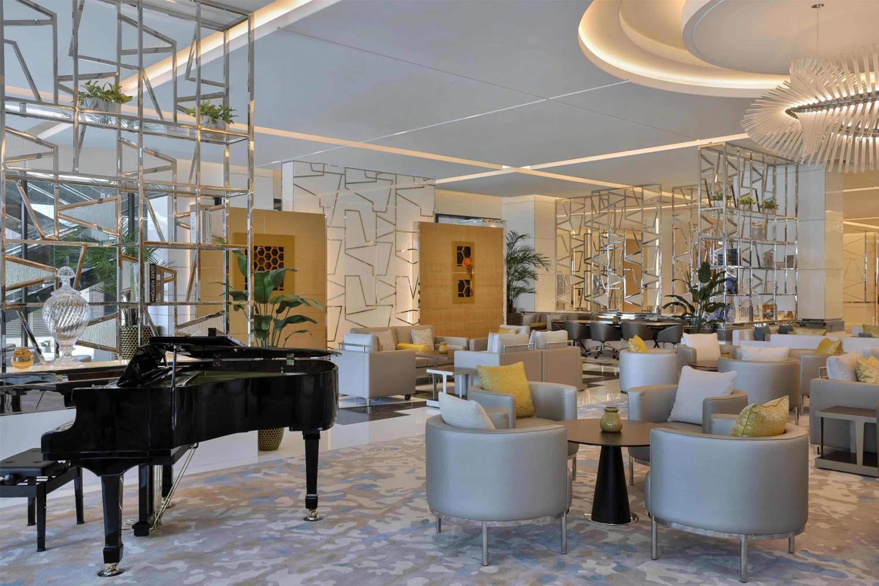 Lobby or reception in Hilton Dubai Palm Jumeirah