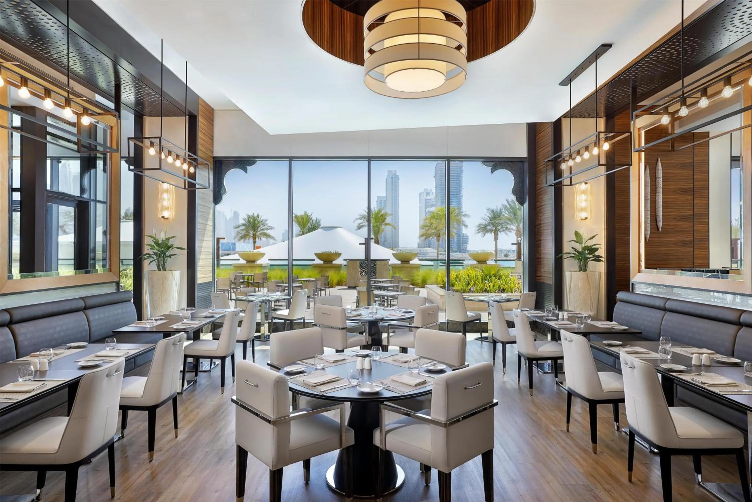 Restaurant/places to eat in Hilton Dubai Palm Jumeirah