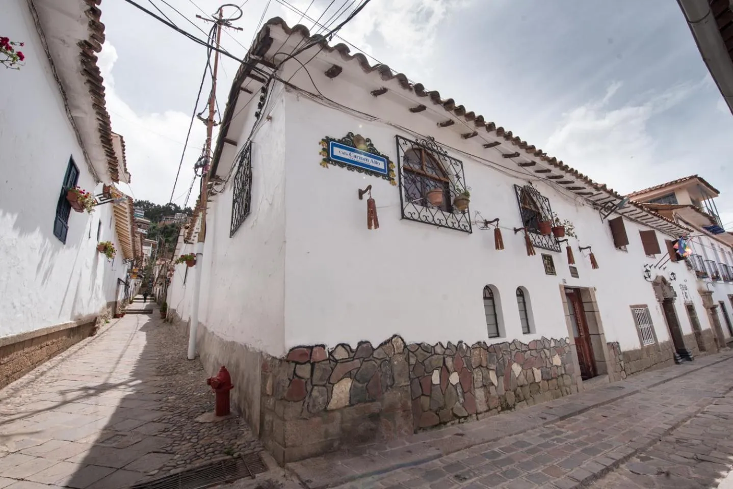 Property building in Posada Catama INN