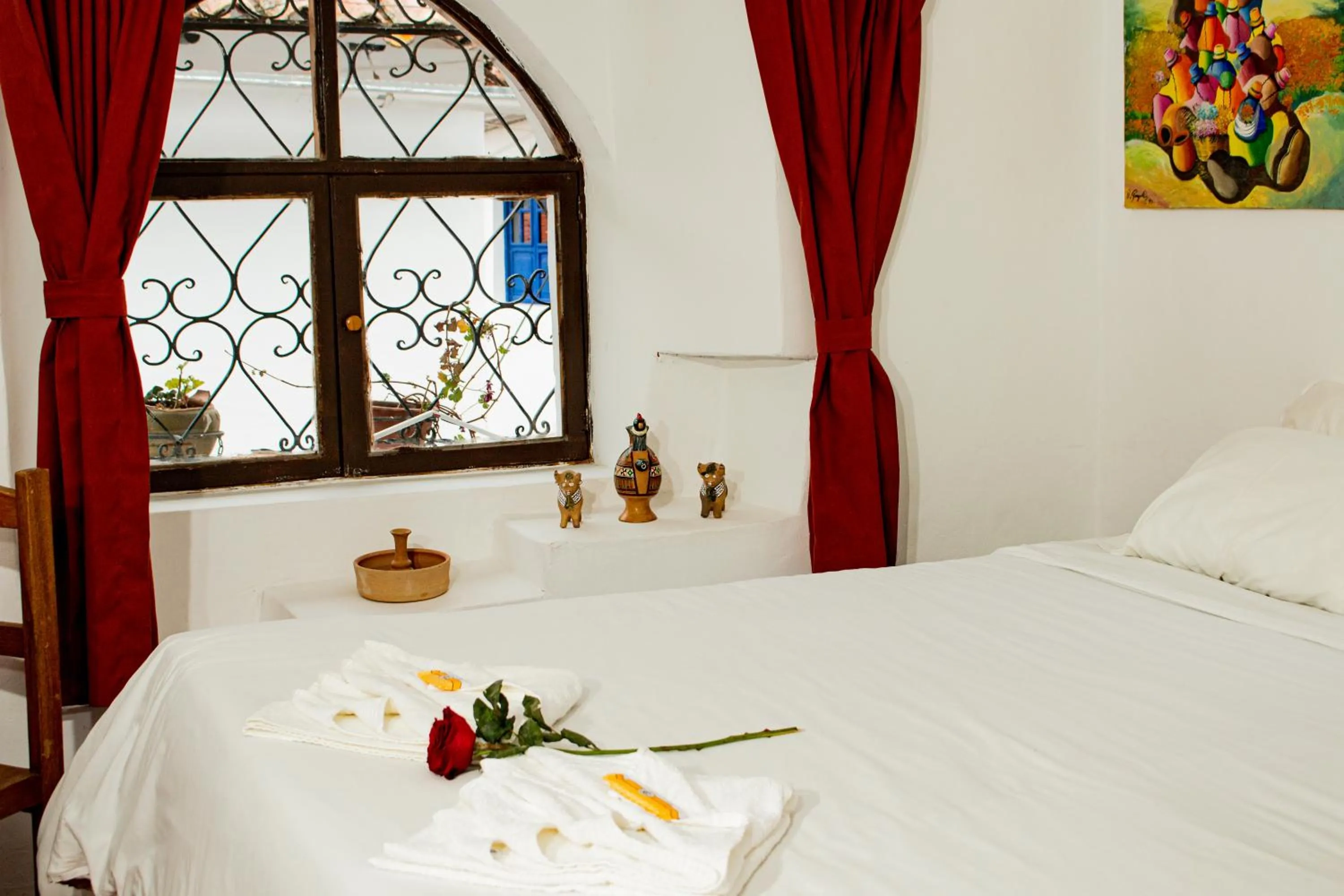 Bed in Posada Catama INN