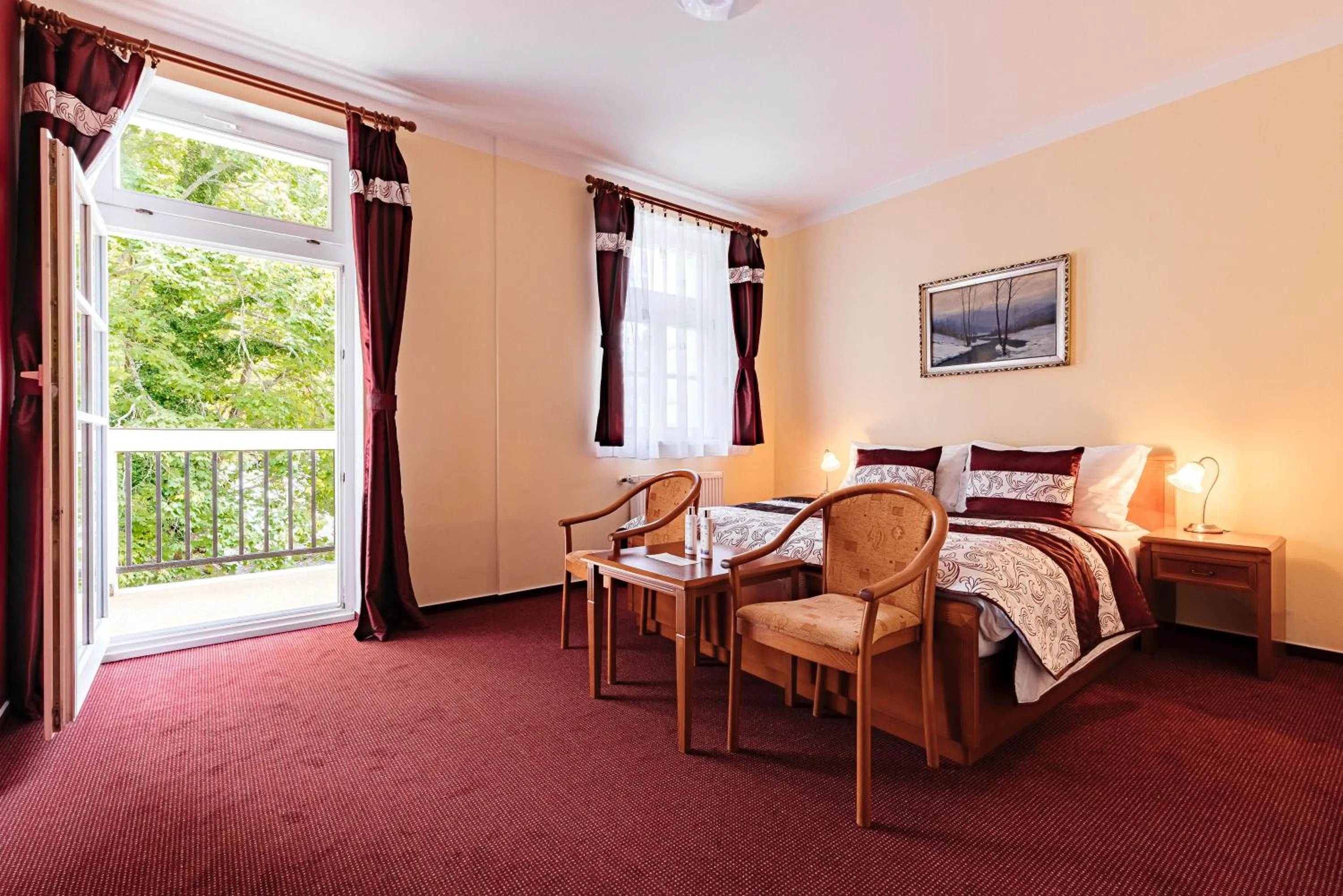 Photo of the whole room, Bed in Reitenberger Spa Medical