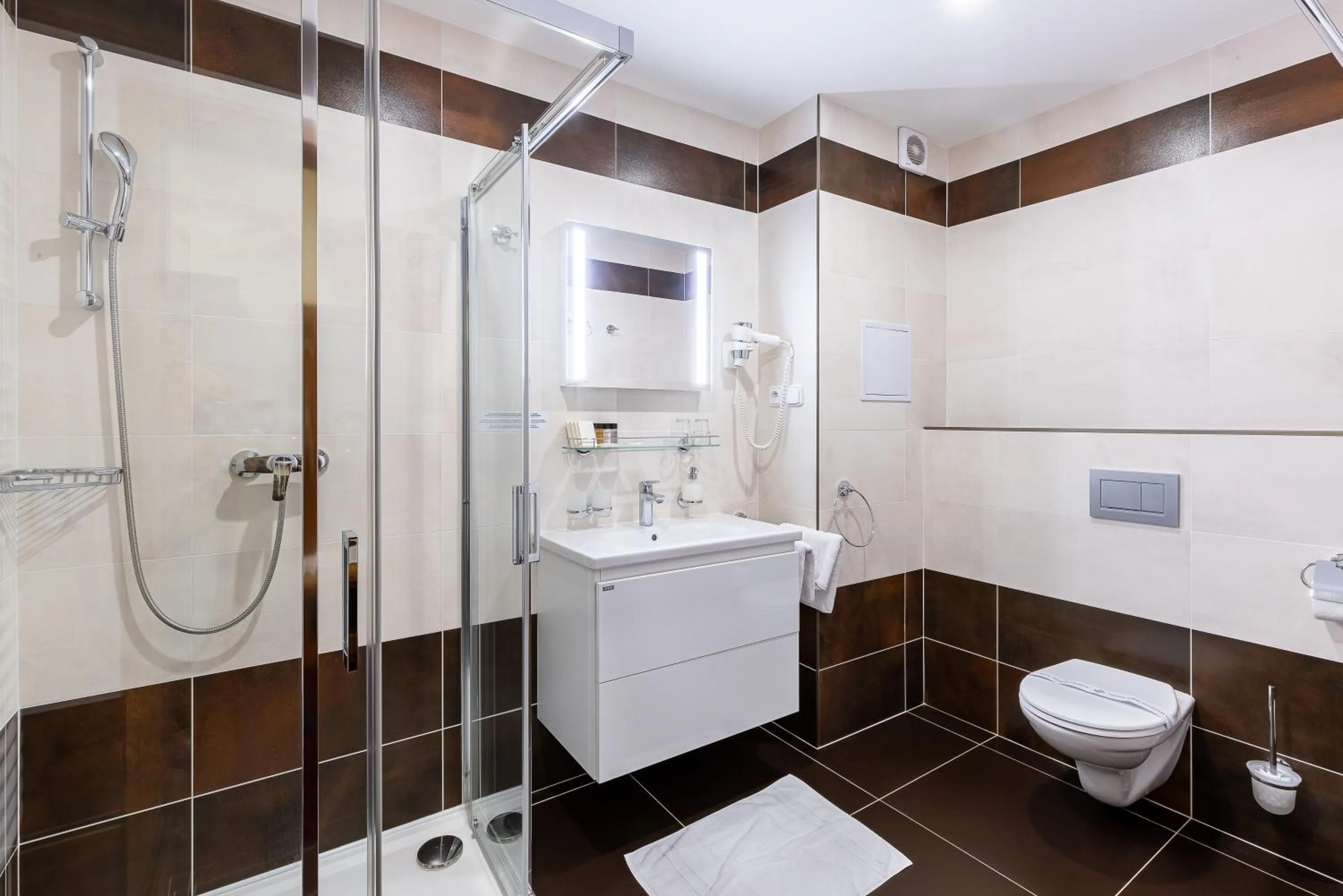 Bathroom in Reitenberger Spa Medical