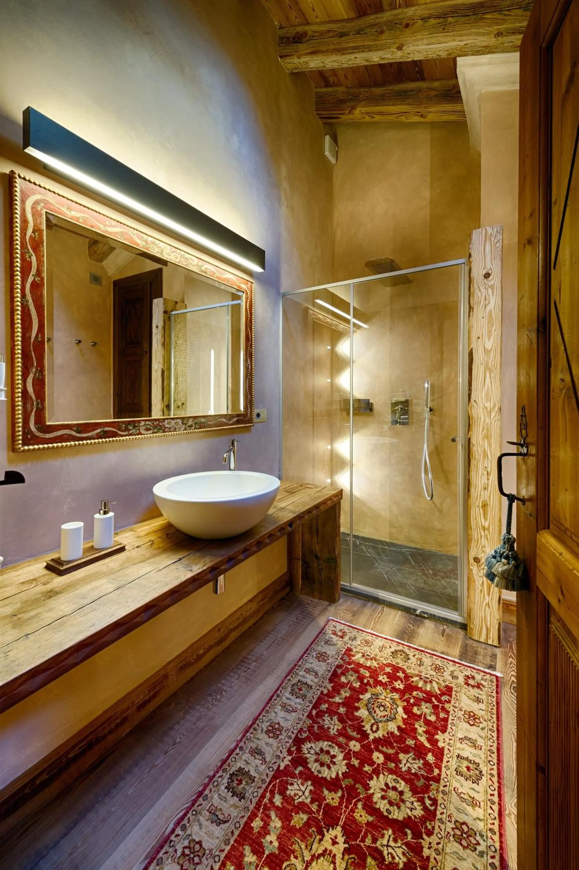 Bathroom in Le Reve Charmant