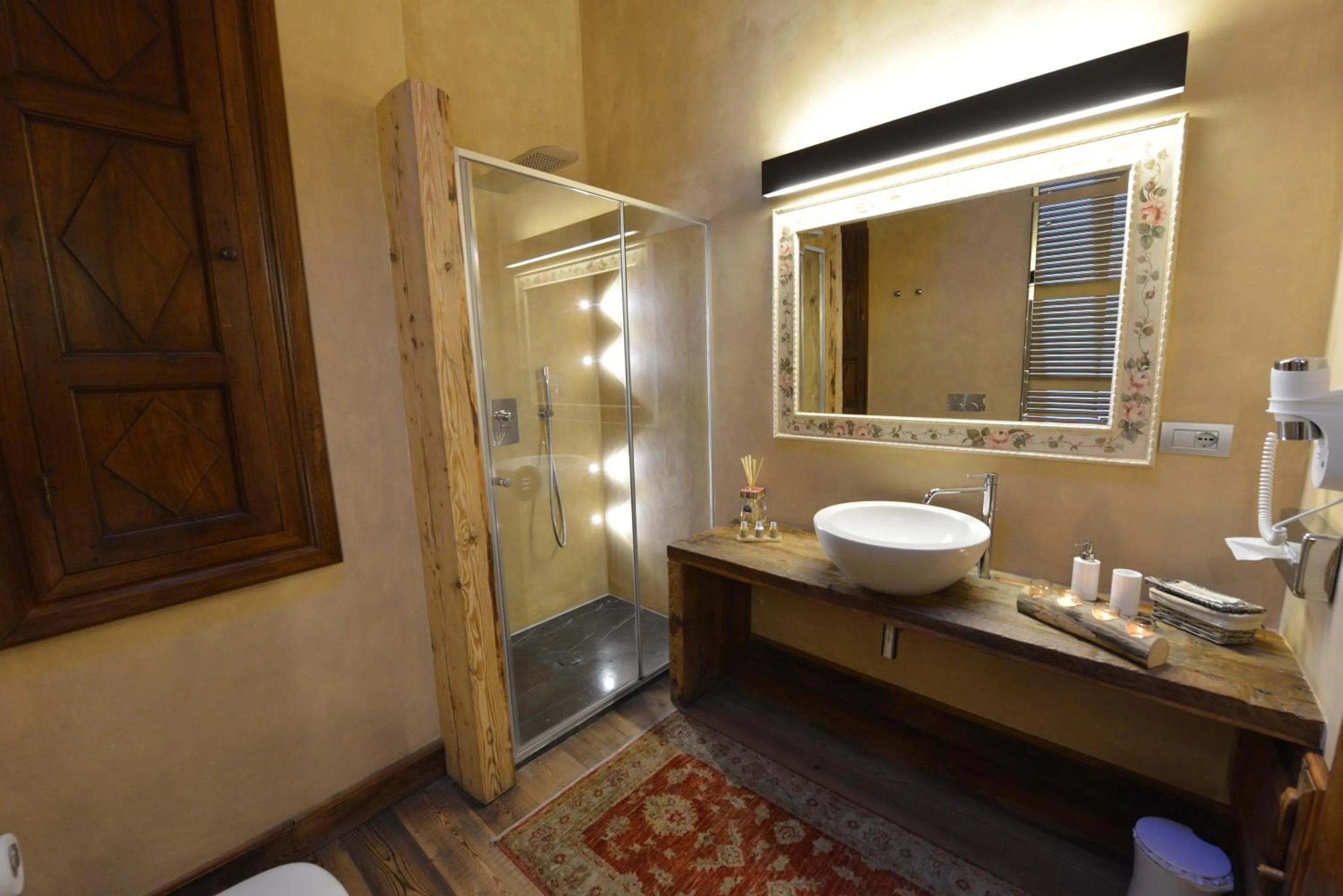 Bathroom in Le Reve Charmant