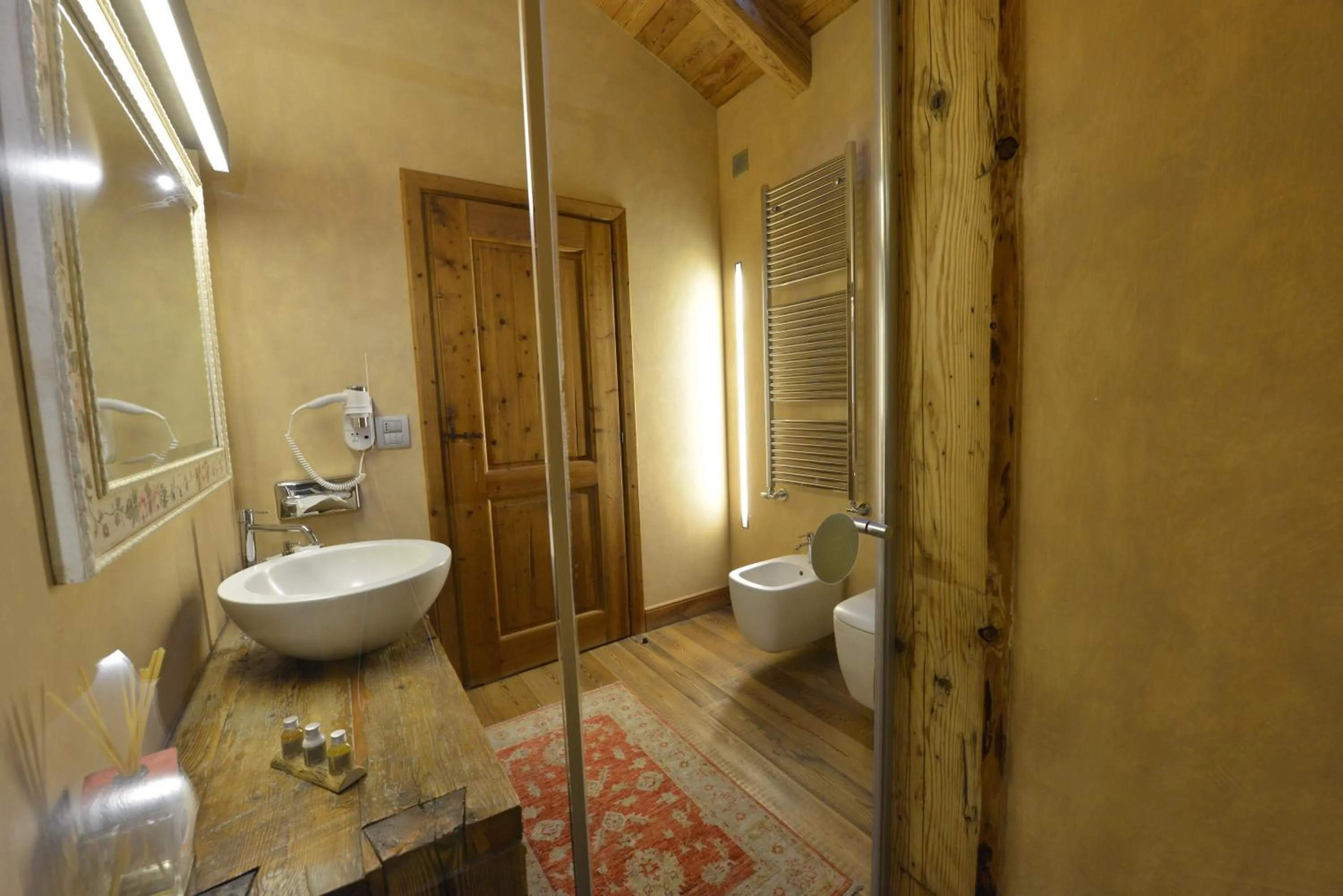 Bathroom in Le Reve Charmant