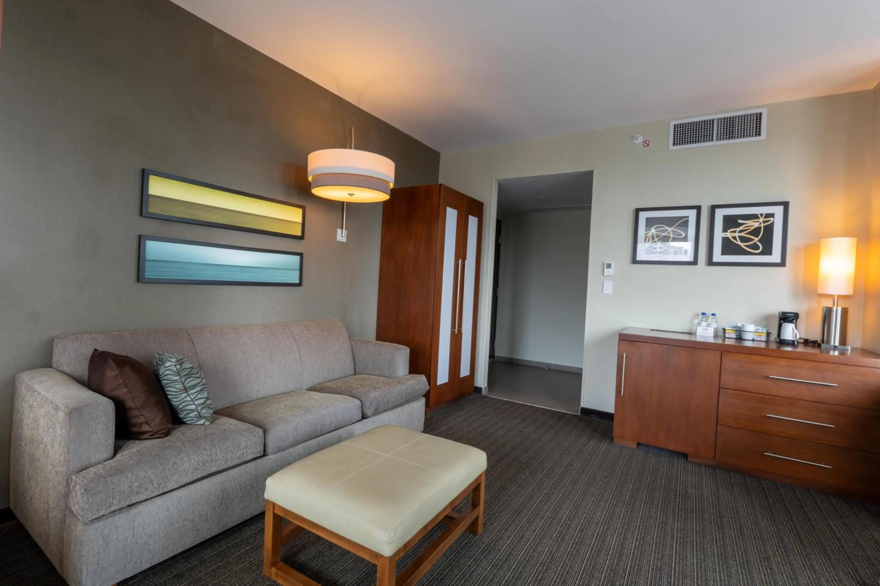 Living room in MARINN PLACE Financial District