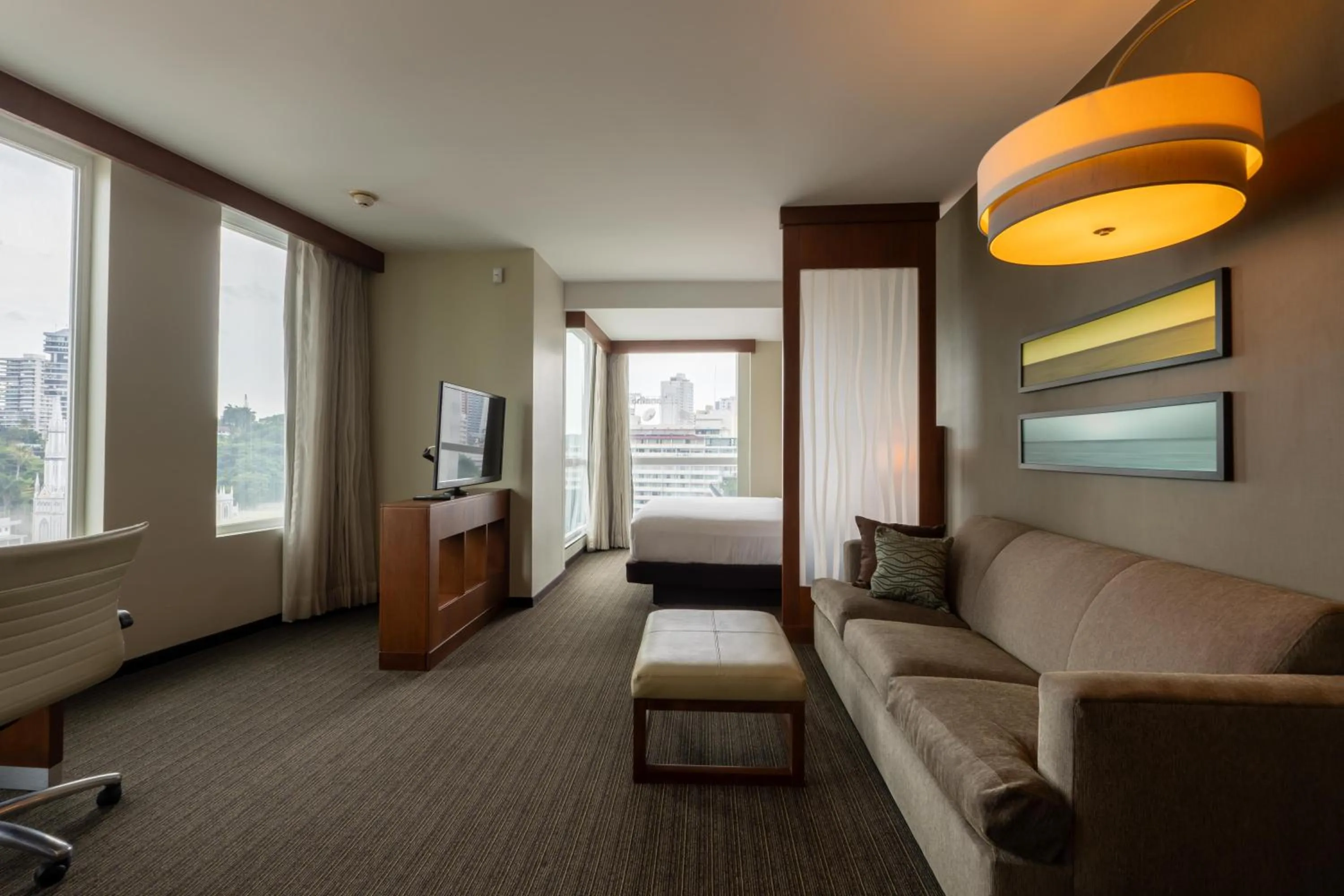 Bed in MARINN PLACE Financial District