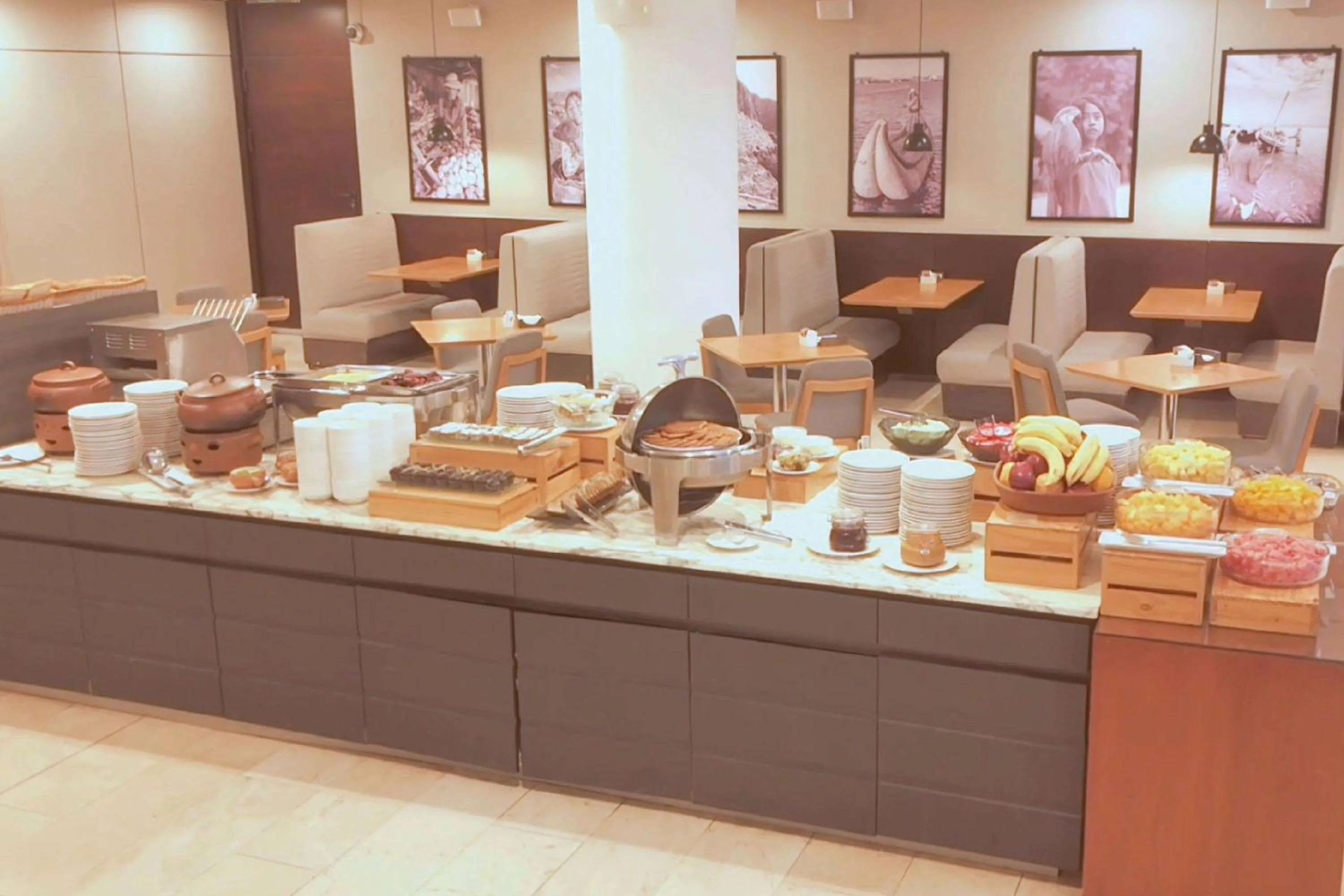 Restaurant/places to eat in Dazzler by Wyndham Buenos Aires Palermo