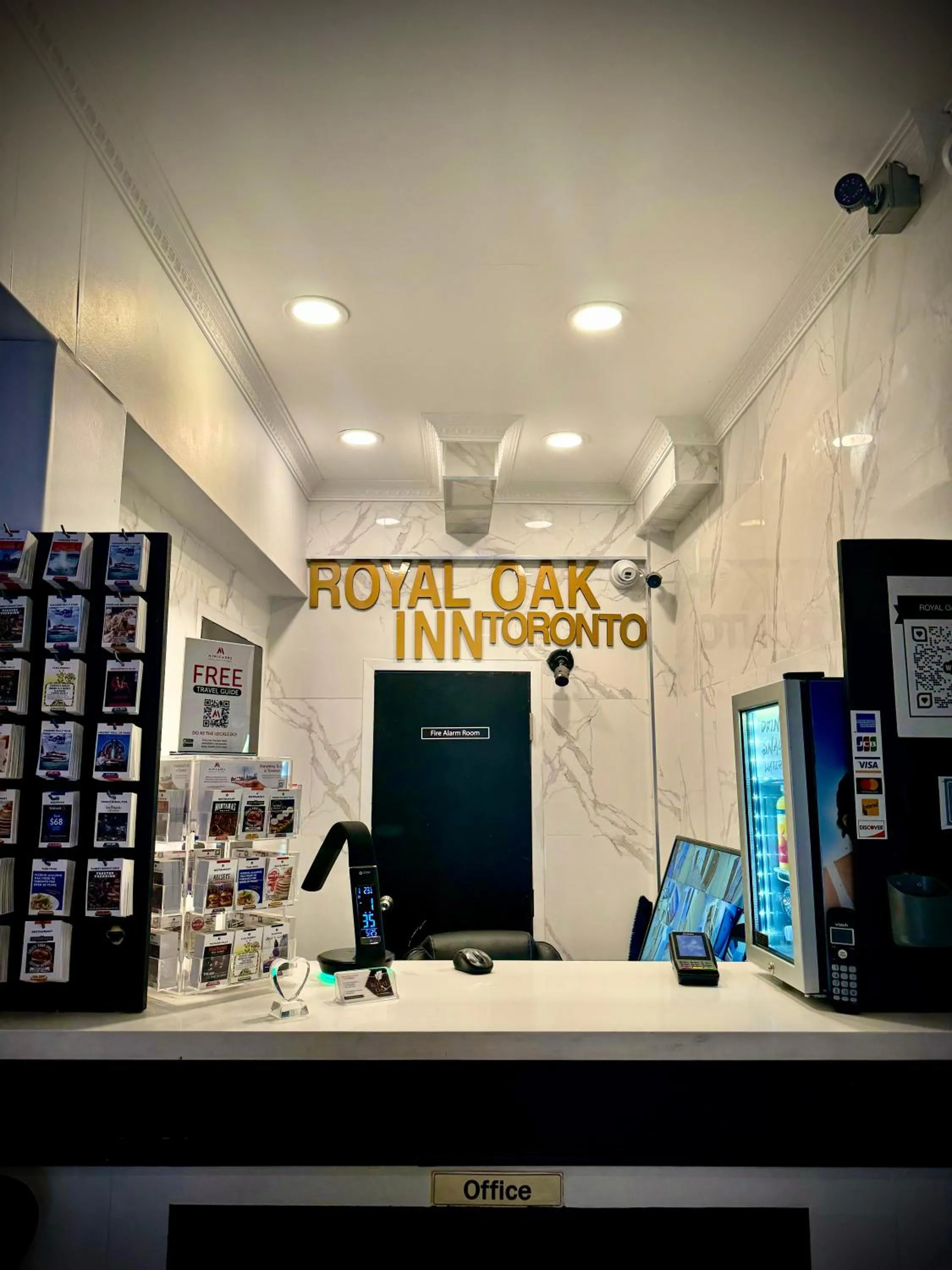 Lobby or reception in Royal Oak Inn