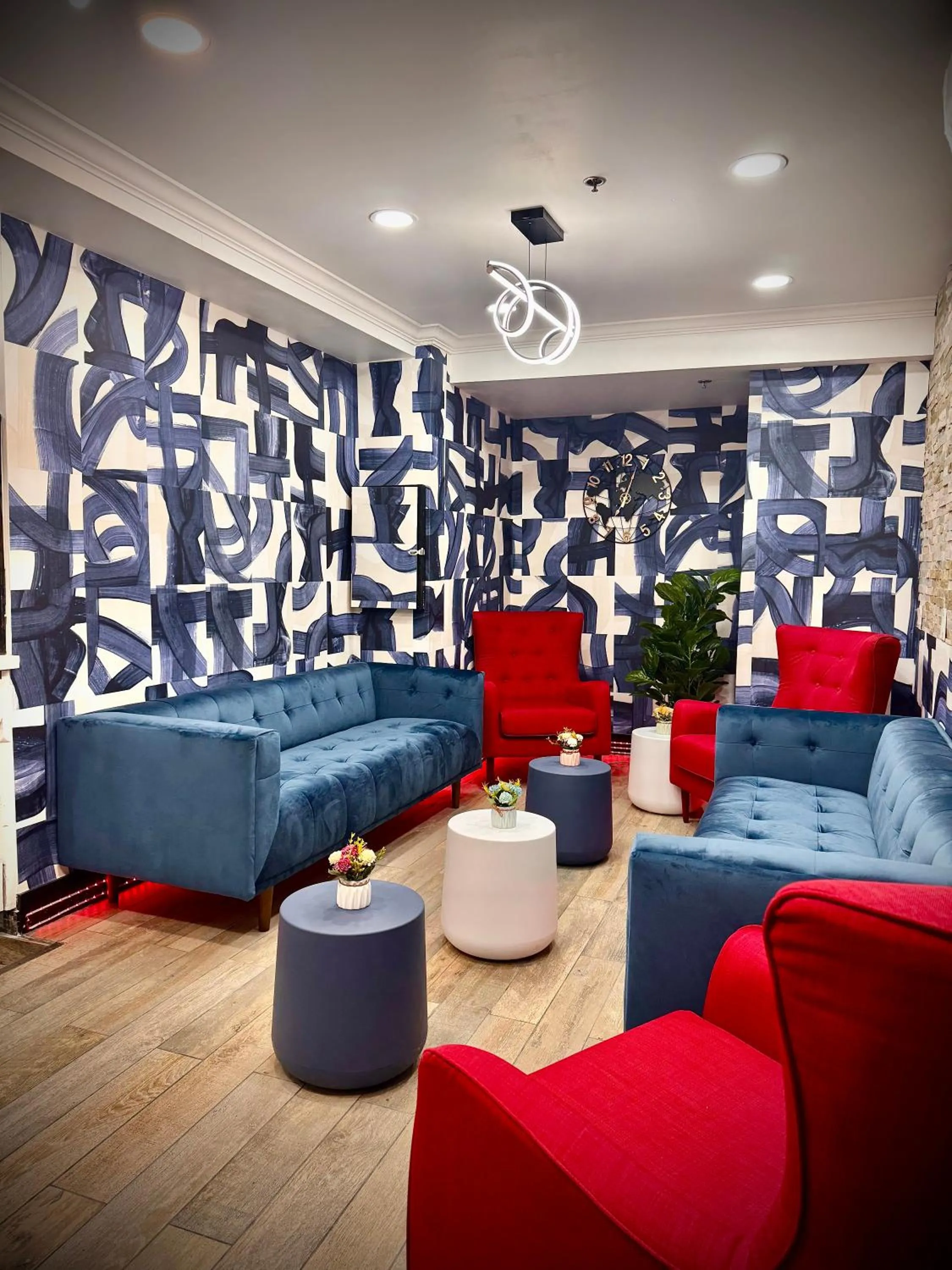 Lobby or reception in Royal Oak Inn