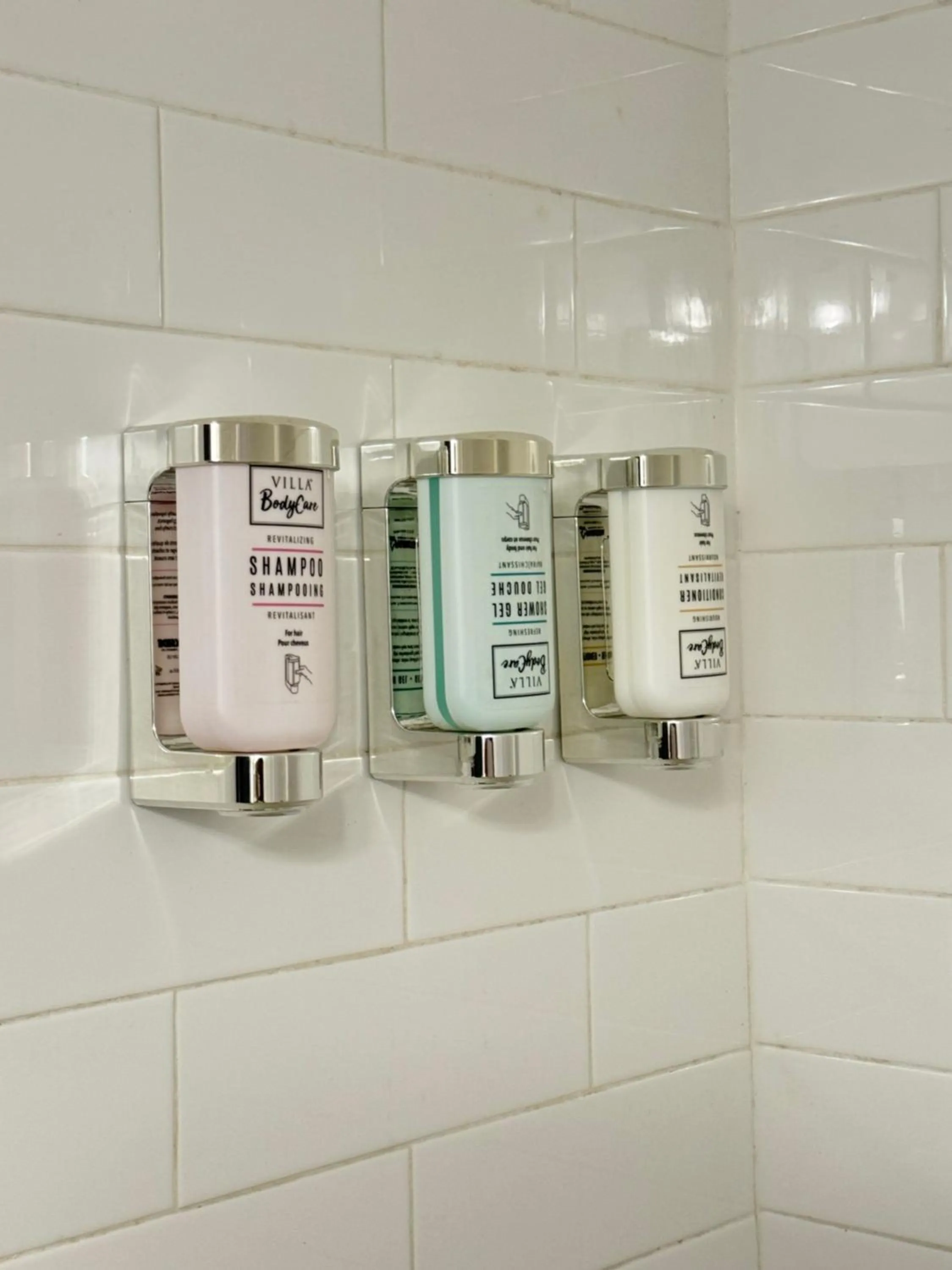 Shower in Royal Oak Inn