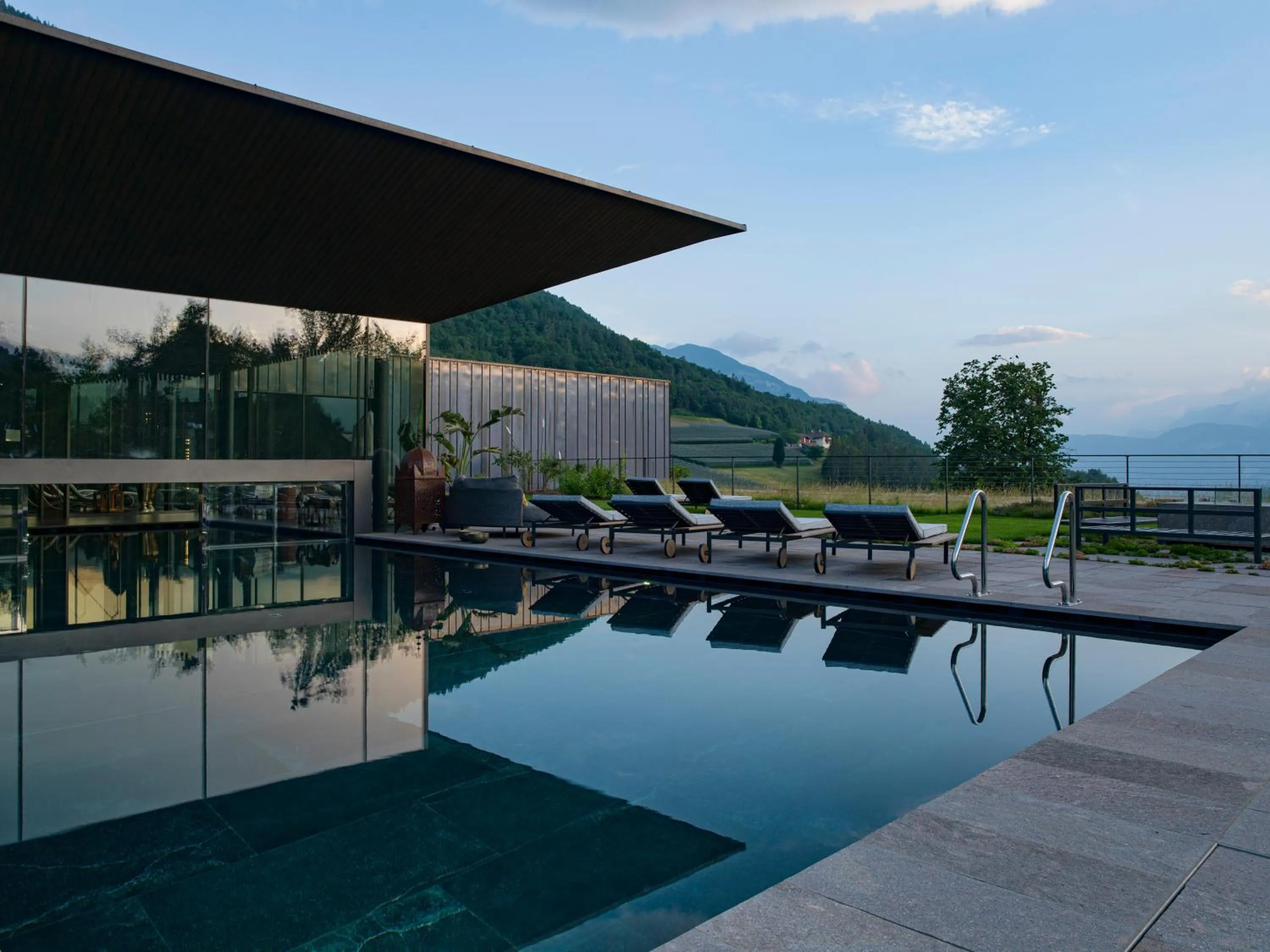 Solarium in Manna Resort