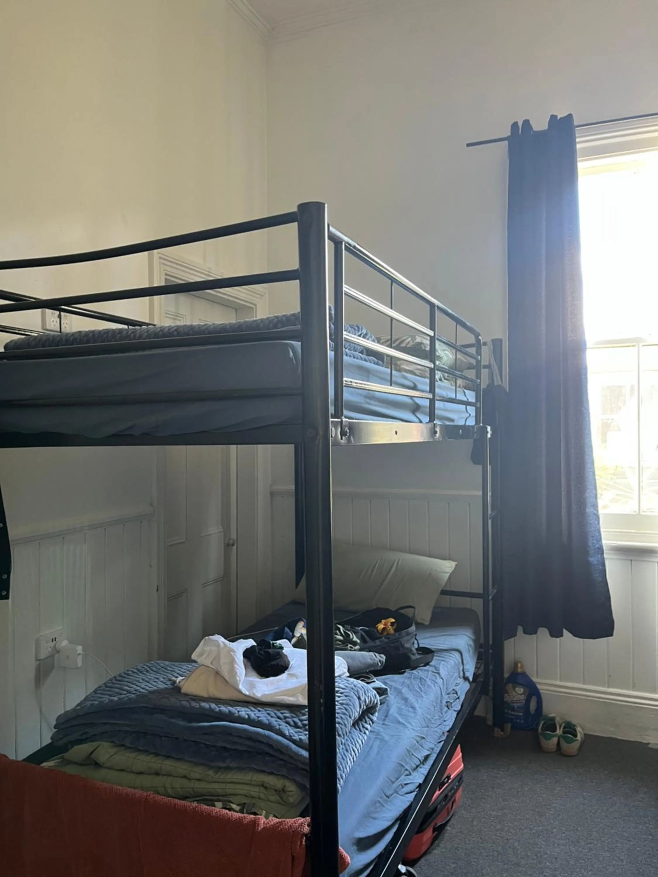 Bed in Backpackers Newcastle