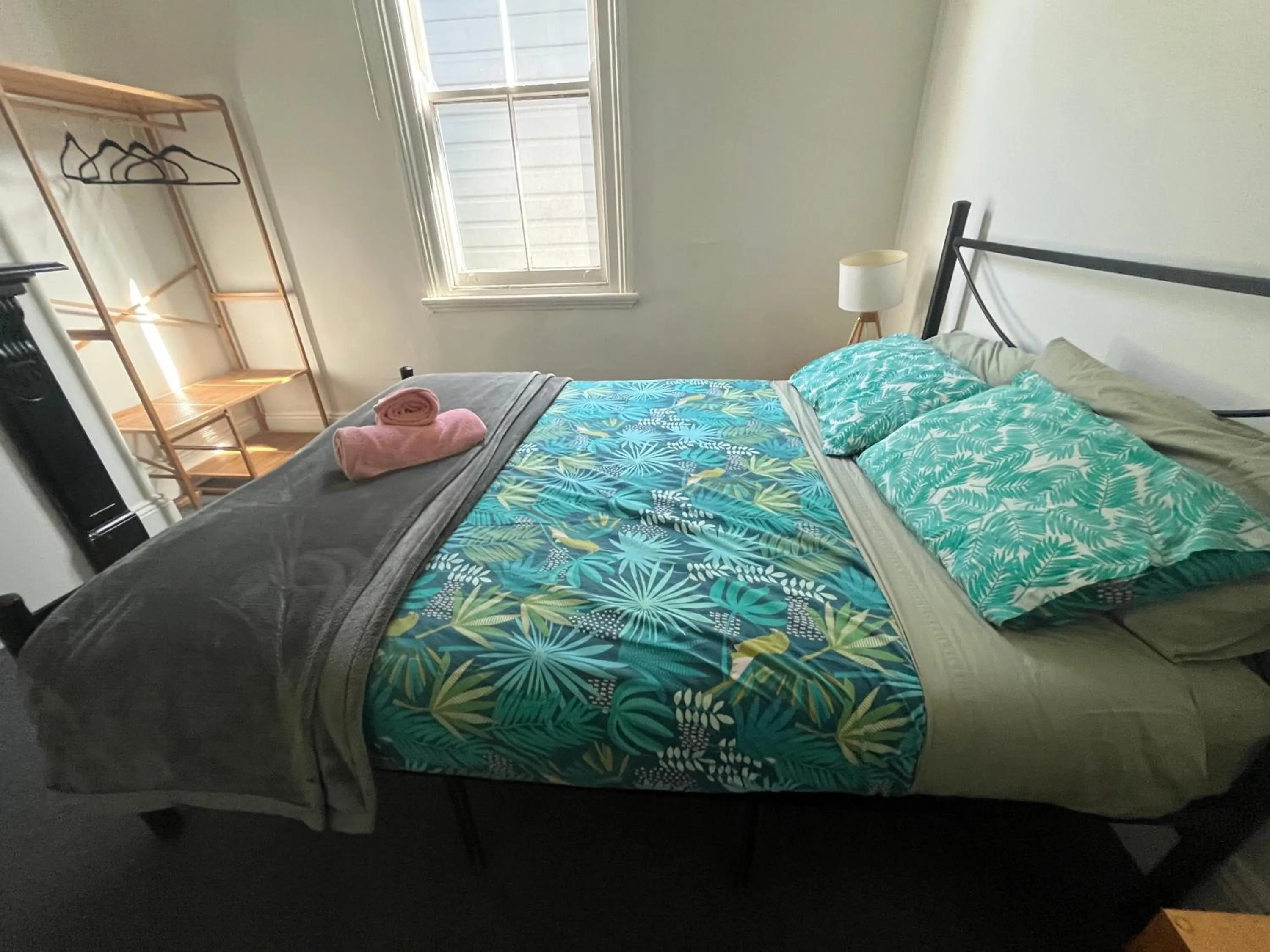 Bedroom, Bed in Backpackers Newcastle