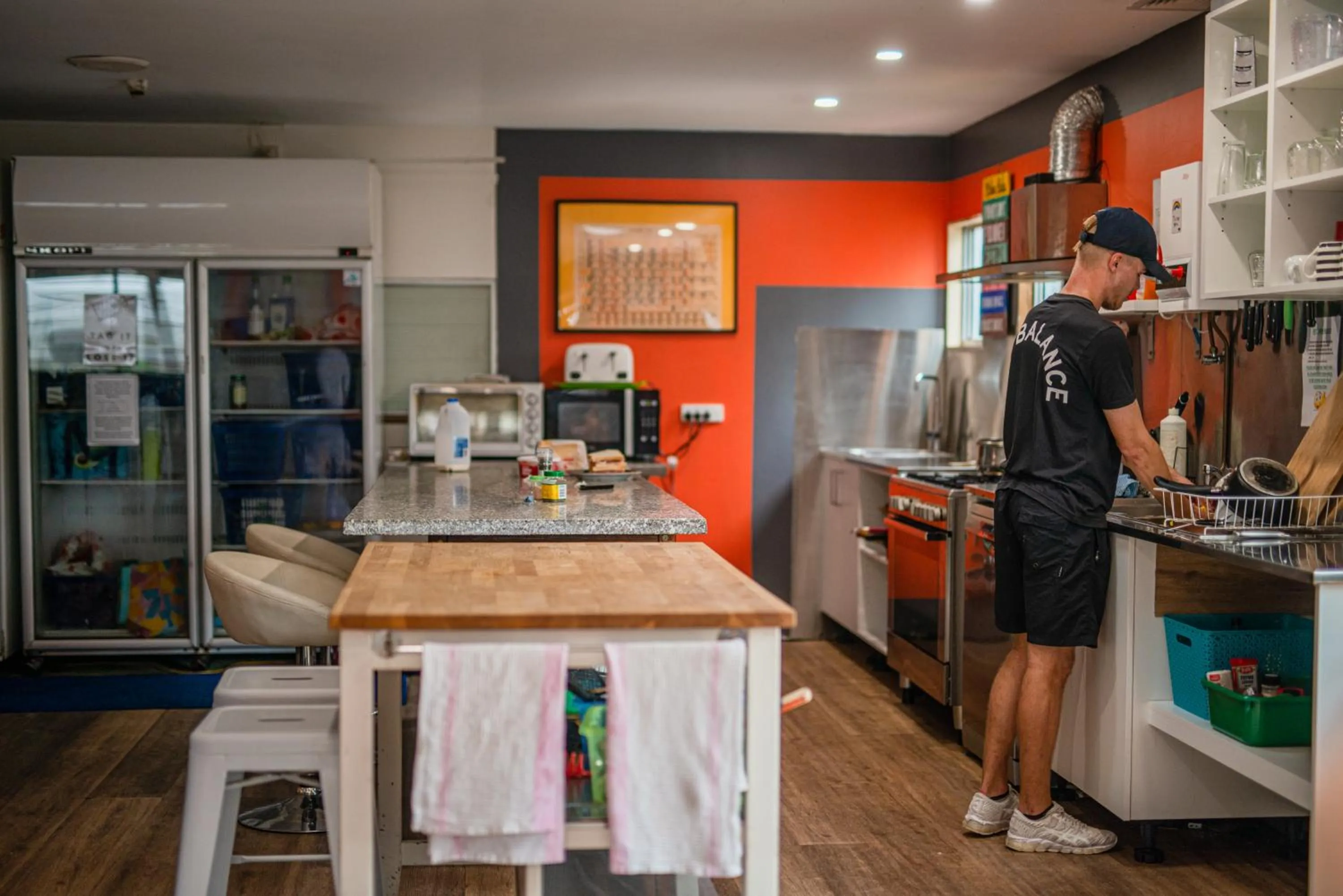 Kitchen or kitchenette in Backpackers Newcastle