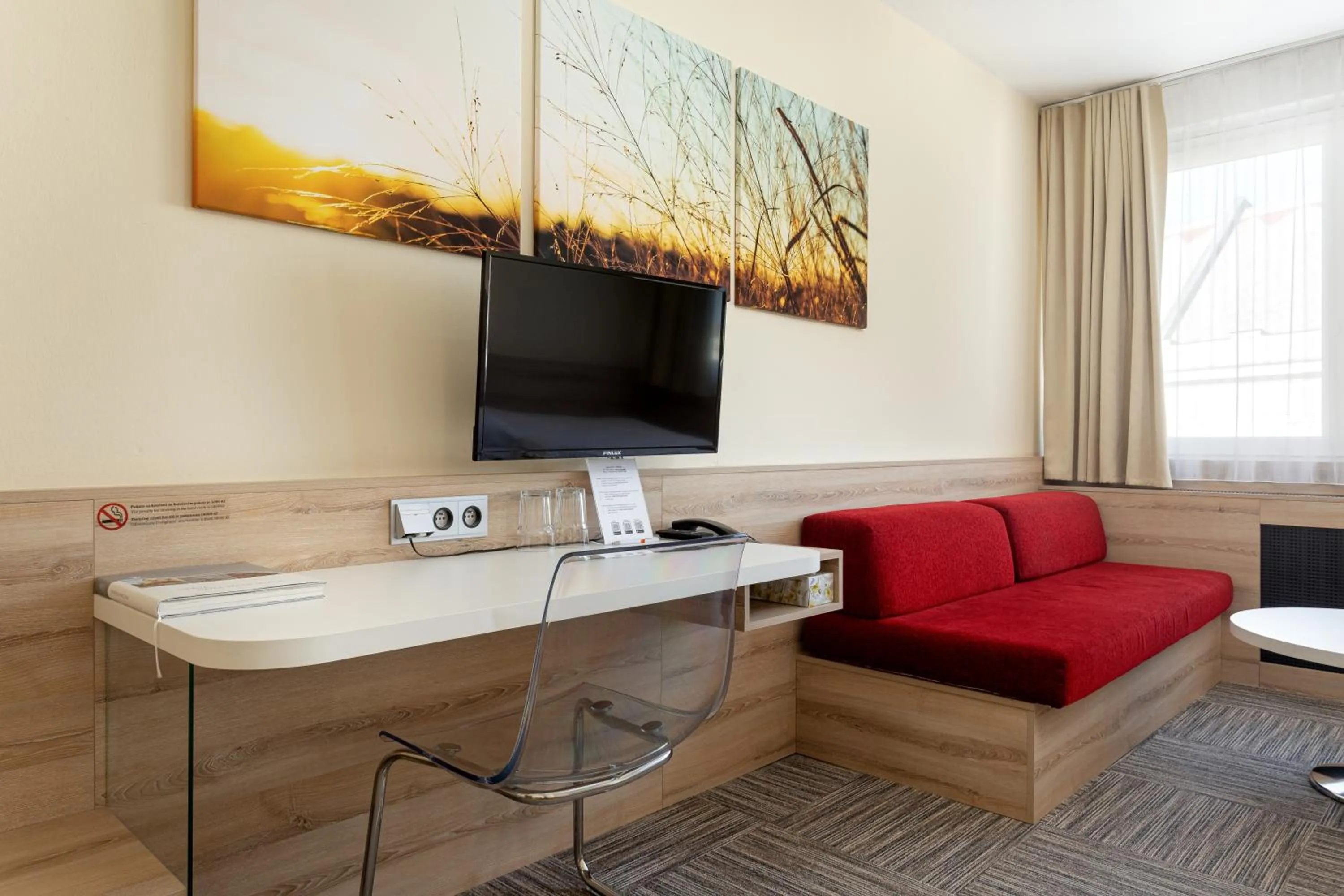 TV and multimedia in Hotel Koruna