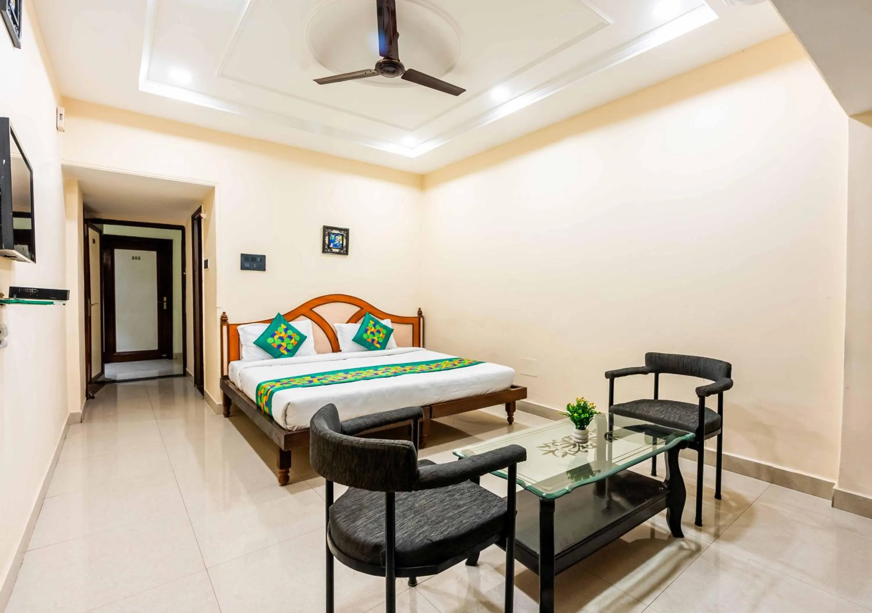 Bedroom in Treebo Edge Raipur Railway Station