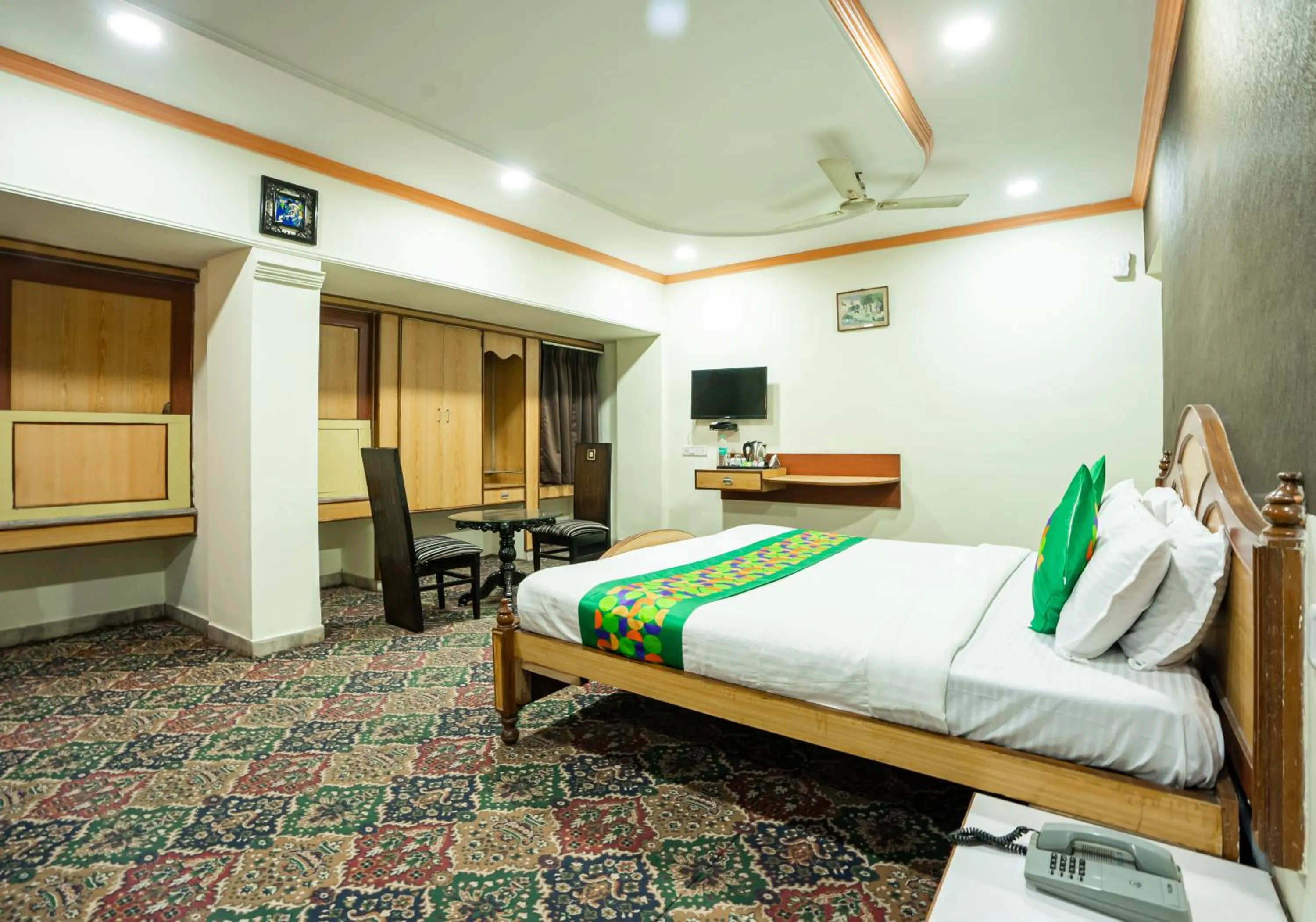 Bedroom in Treebo Edge Raipur Railway Station