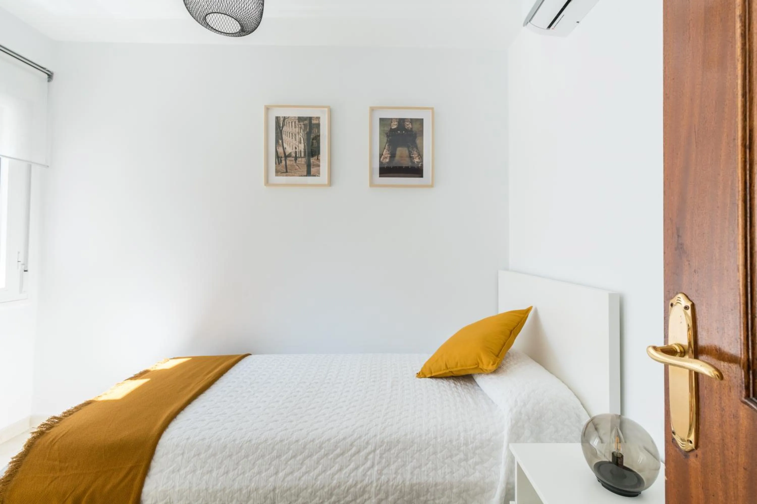 Bedroom, Bed in La Francesa Triana