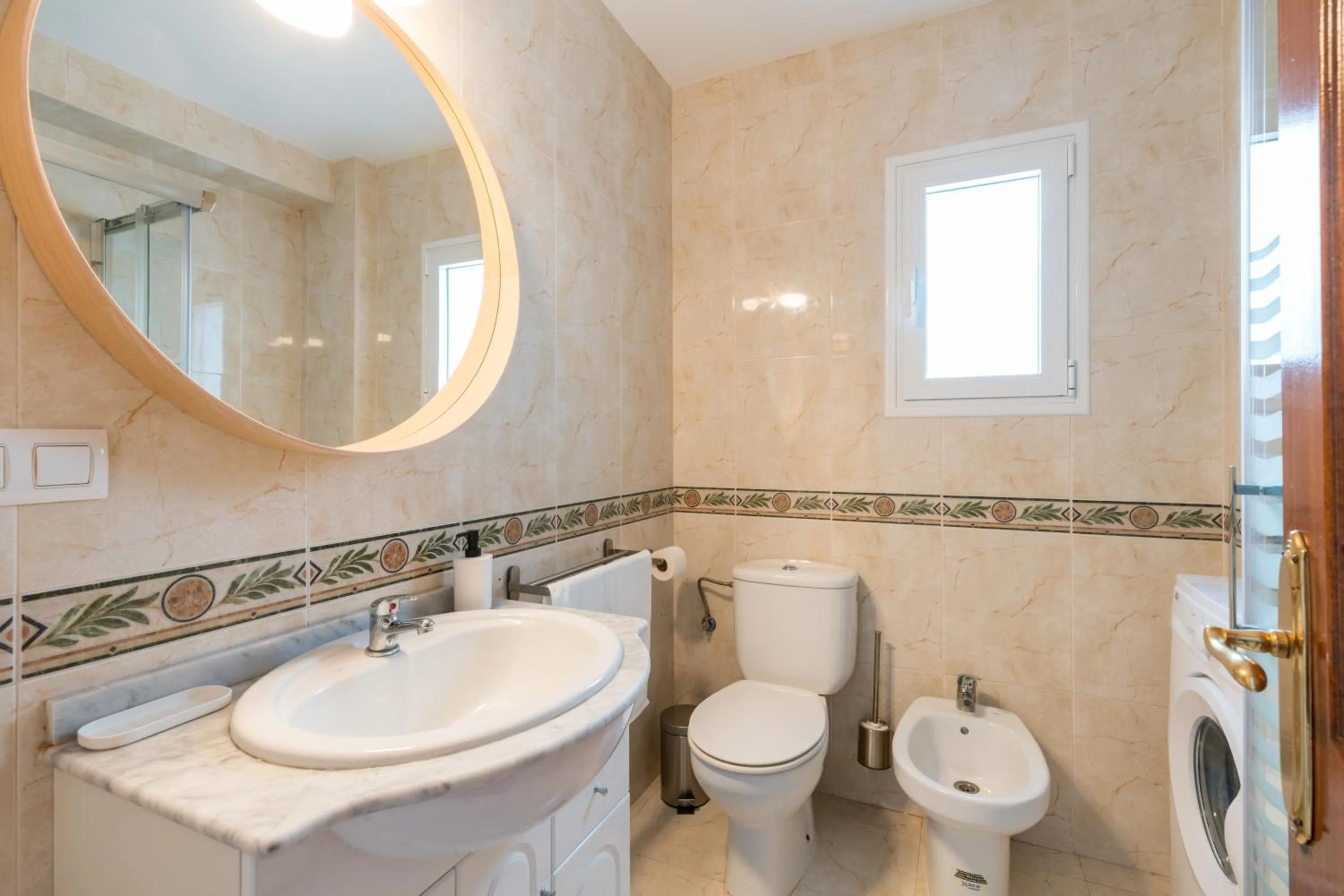 Bathroom in La Francesa Triana